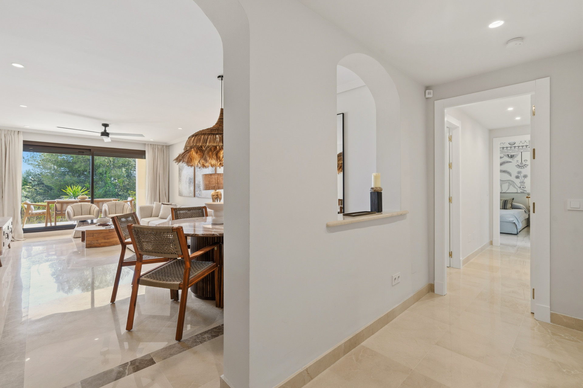 3 bedroom Ground Floor Apartment in Benahavis, Malaga, Spain – 428-05399D