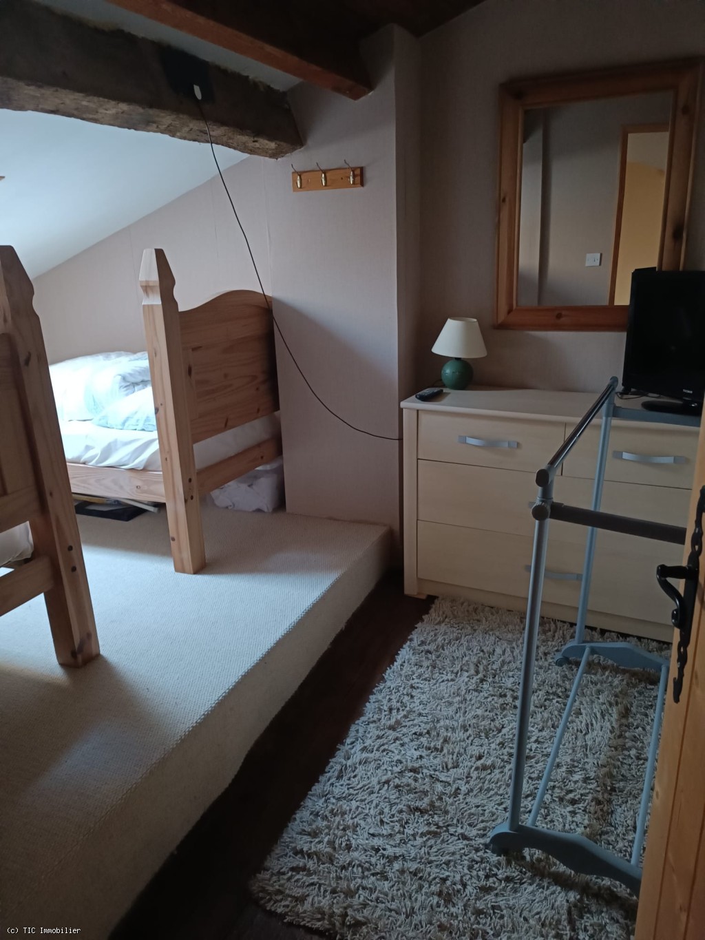 2 bedroom House in Charroux, France – r7380