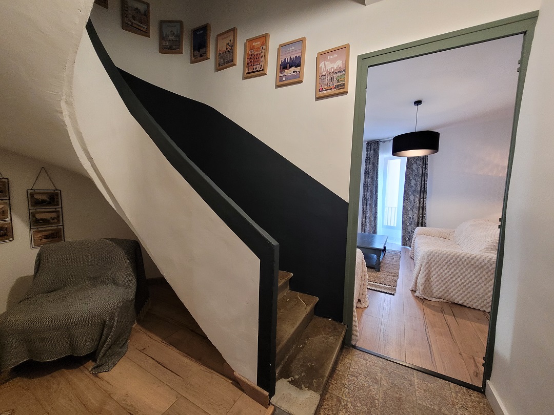 3 bedroom Commercial in Cessenon Sur Orb, Herault, France – s289000ee