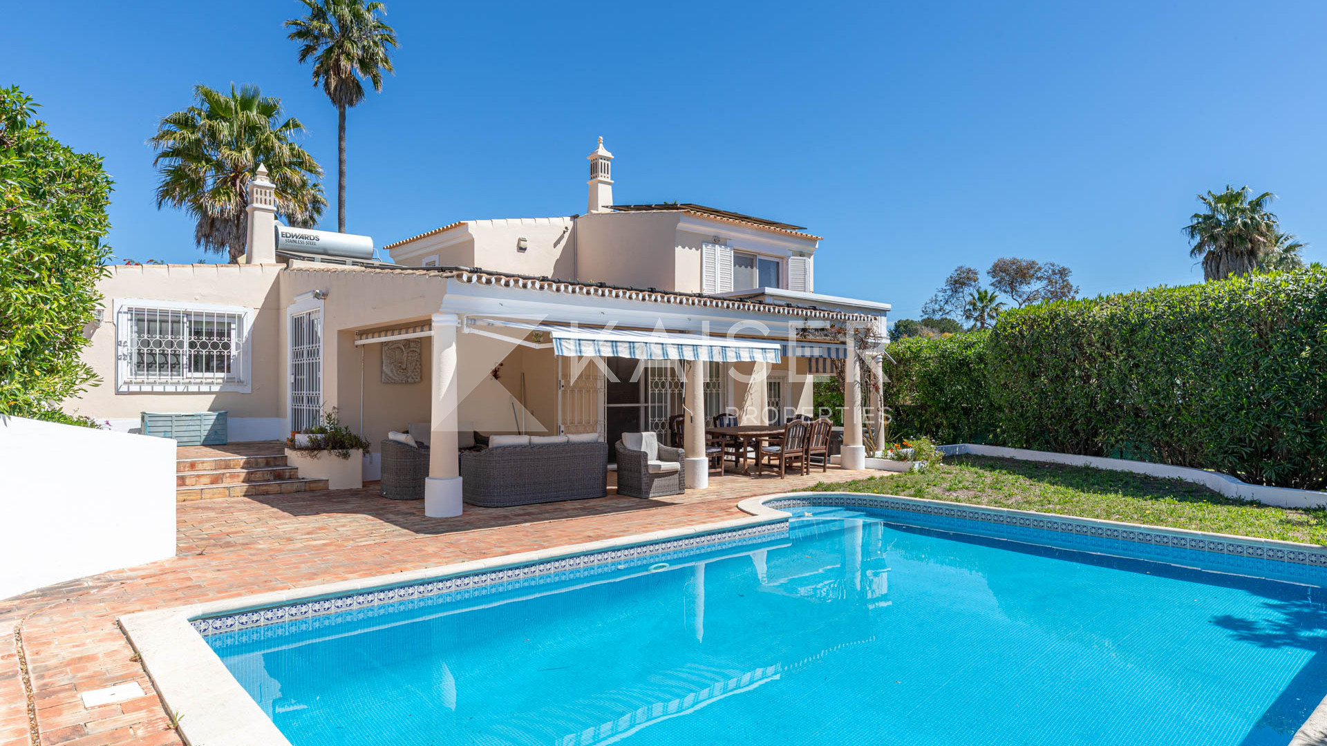 4 bedroom Villa house in Albufeira, Portugal – KP1340