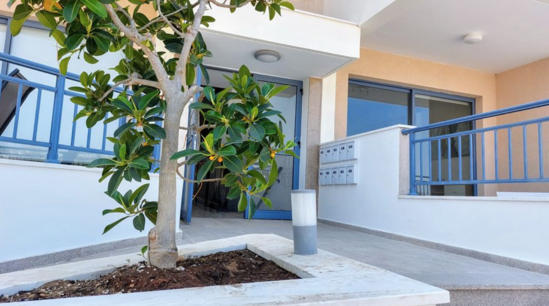 Ready to Move Into – Fully Furnished – 1-Bedroom Apartment with Parking, Geroskipou, Paphos