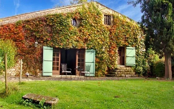 Stunning Riverside Farmhouse on the Banks of the Dordogne, Aquitaine – France – BVI81622