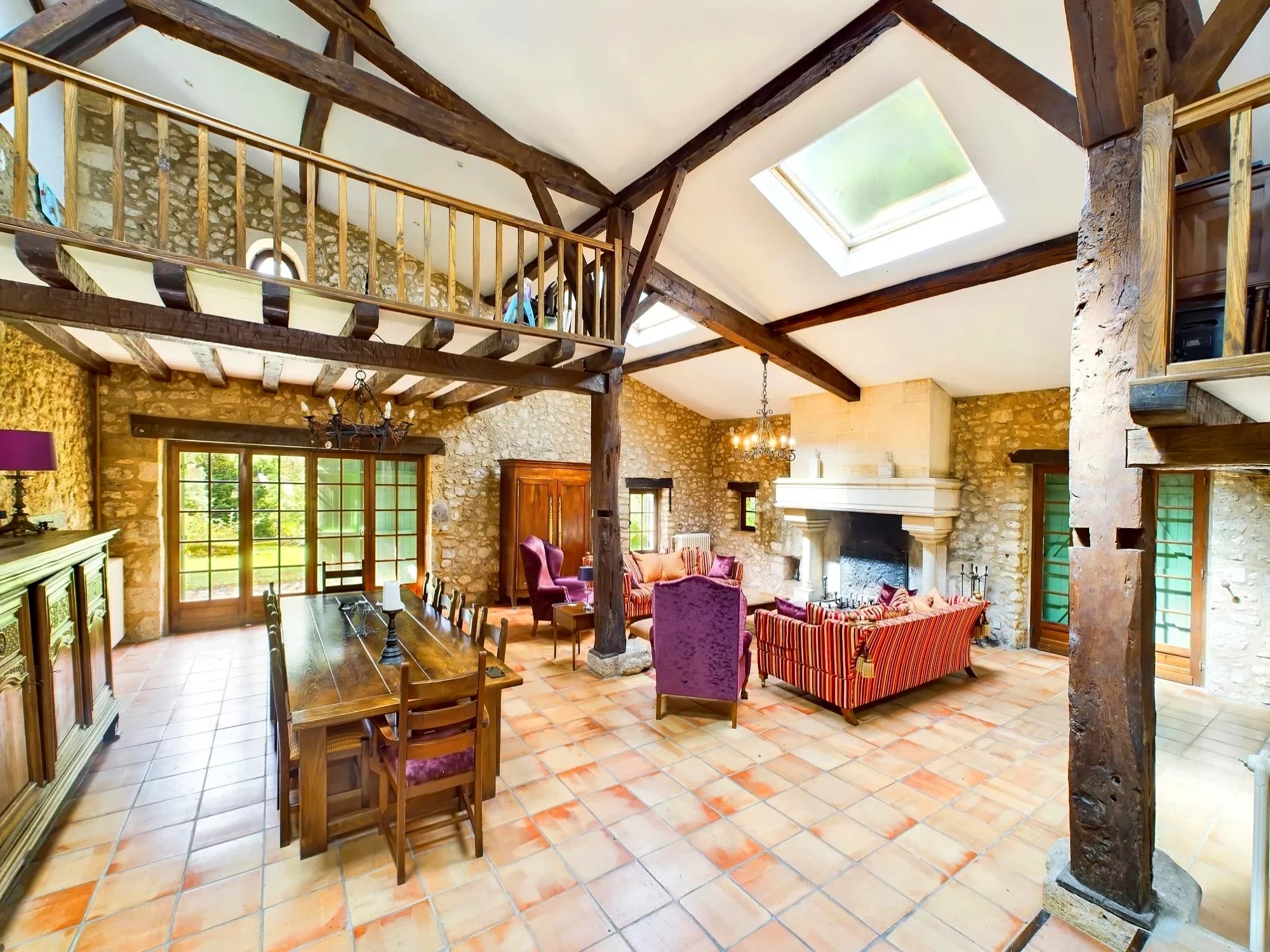 Stunning Riverside Farmhouse on the Banks of the Dordogne, Aquitaine – France – BVI81622