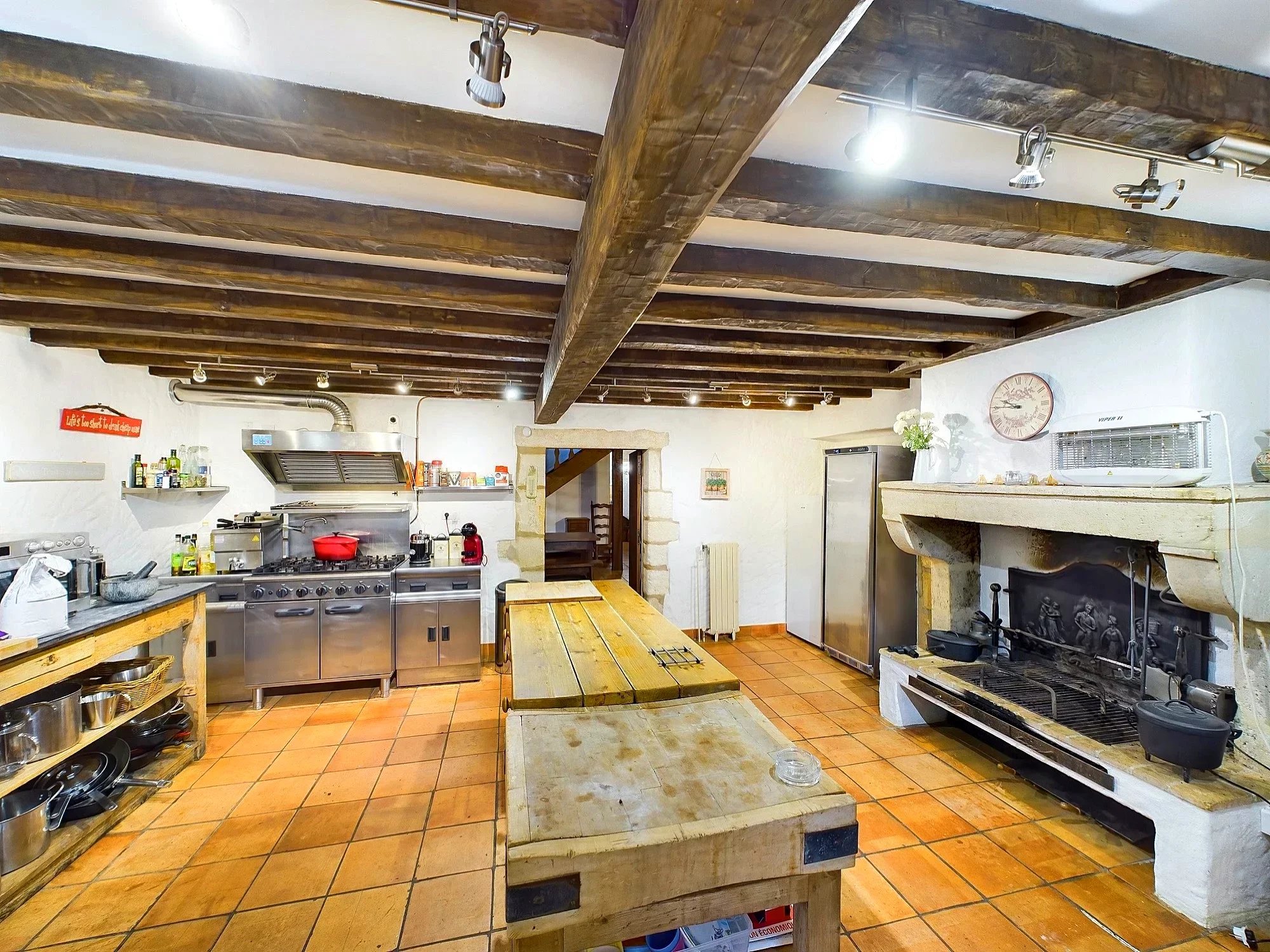 Stunning Riverside Farmhouse on the Banks of the Dordogne, Aquitaine – France – BVI81622