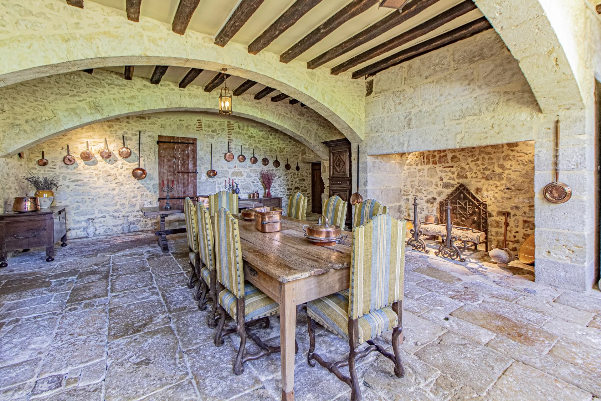 A Rare 17th-Century Château in Gascony, Midi-Pyrénées – France – BVI68709