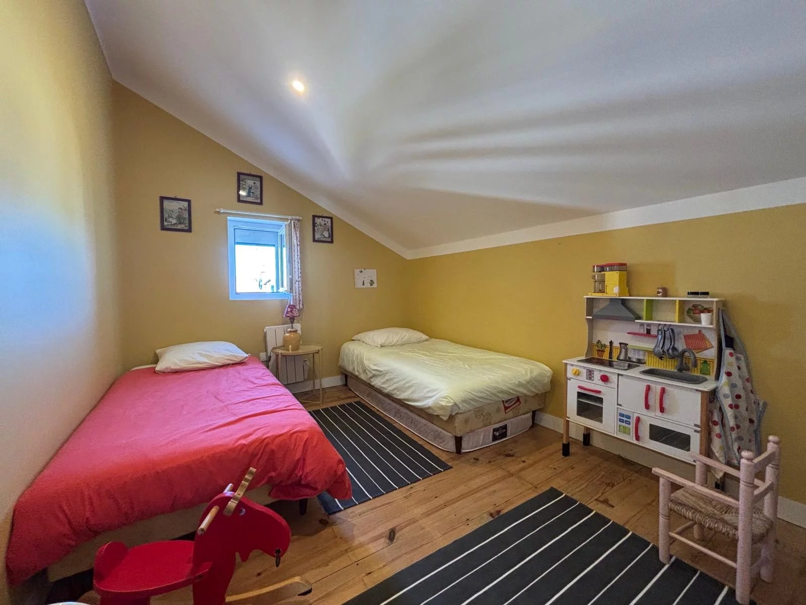 Gorgeous renovated, light and bright family home in quiet location, Aquitaine – France – BVI85209