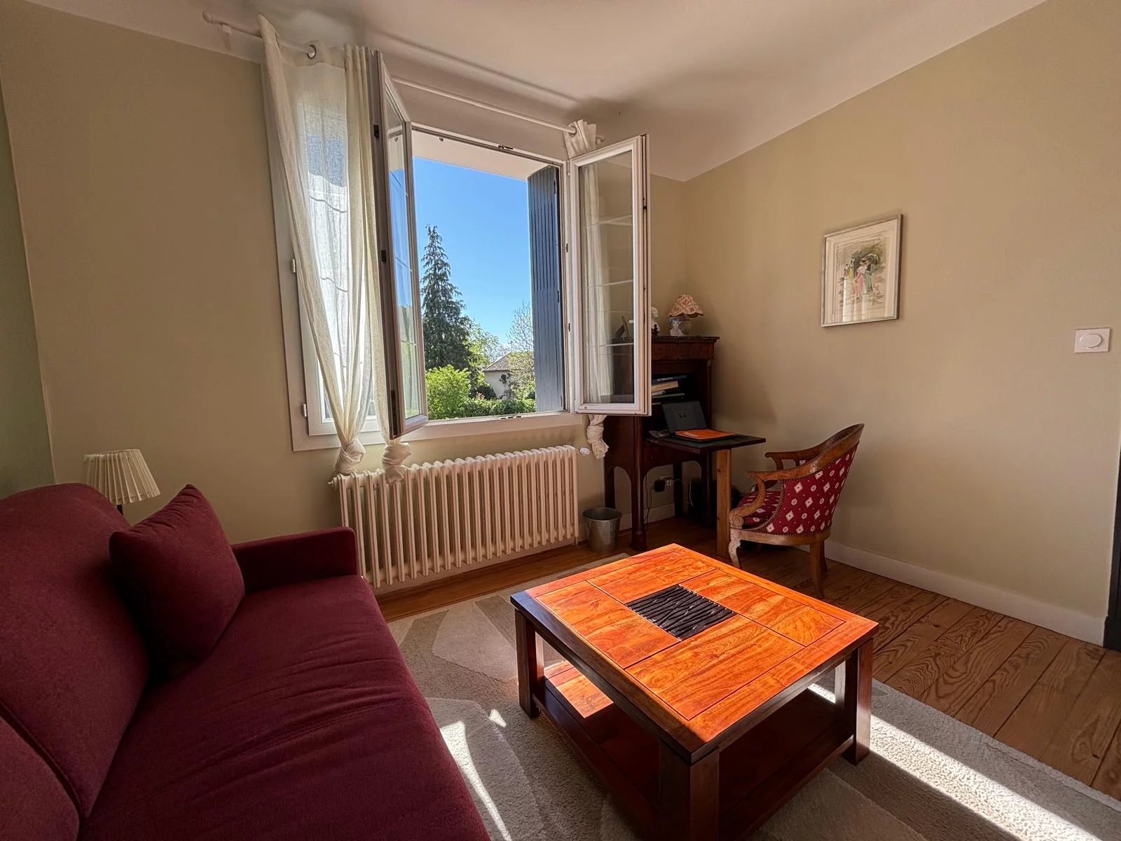 Gorgeous renovated, light and bright family home in quiet location, Aquitaine – France – BVI85209