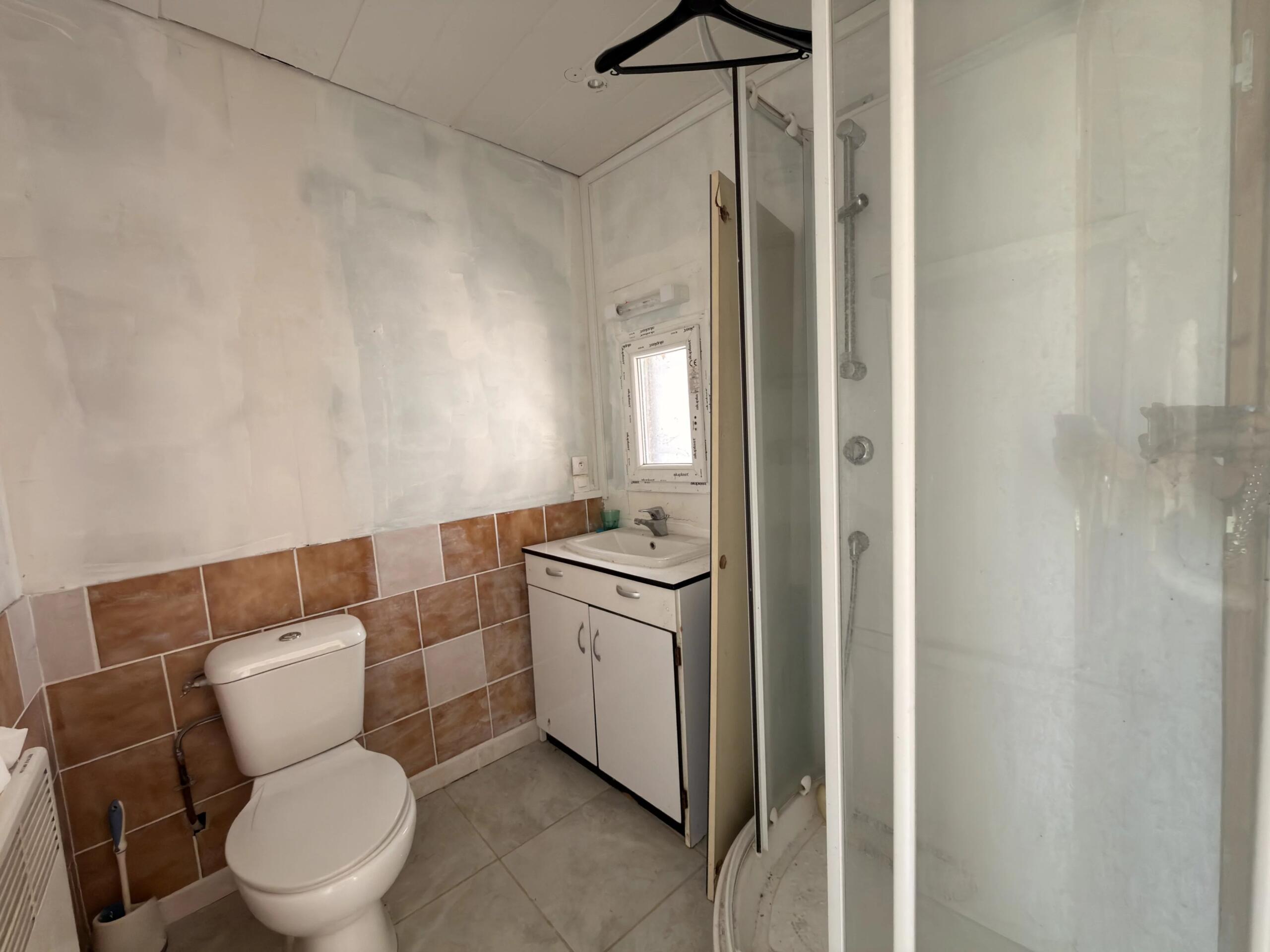 A Blank Canvas to Create Your Dream Home, Poitou-Charentes – France – BVI85281