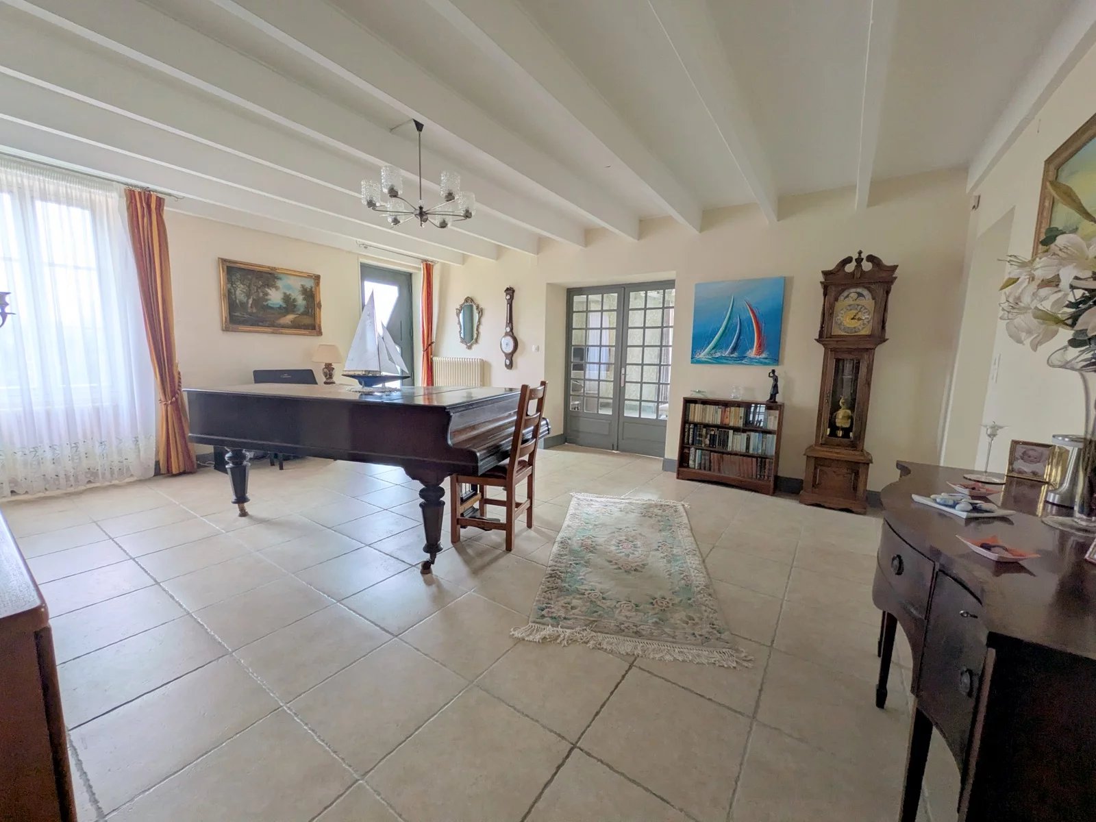 Magnificent charentaise farmhouse and former Cognac distillery, Poitou-Charentes – France – BVI84804