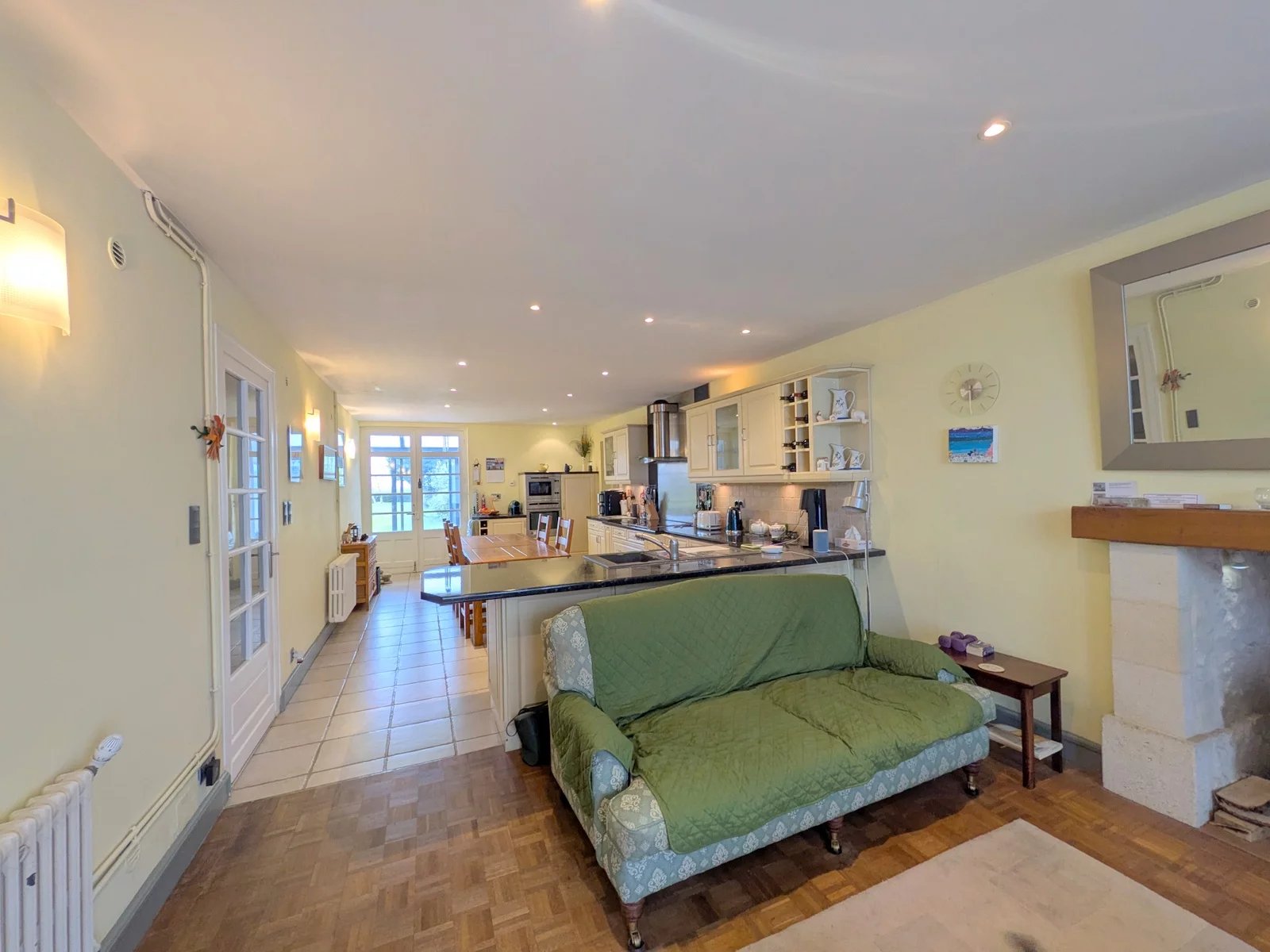 Magnificent charentaise farmhouse and former Cognac distillery, Poitou-Charentes – France – BVI84804