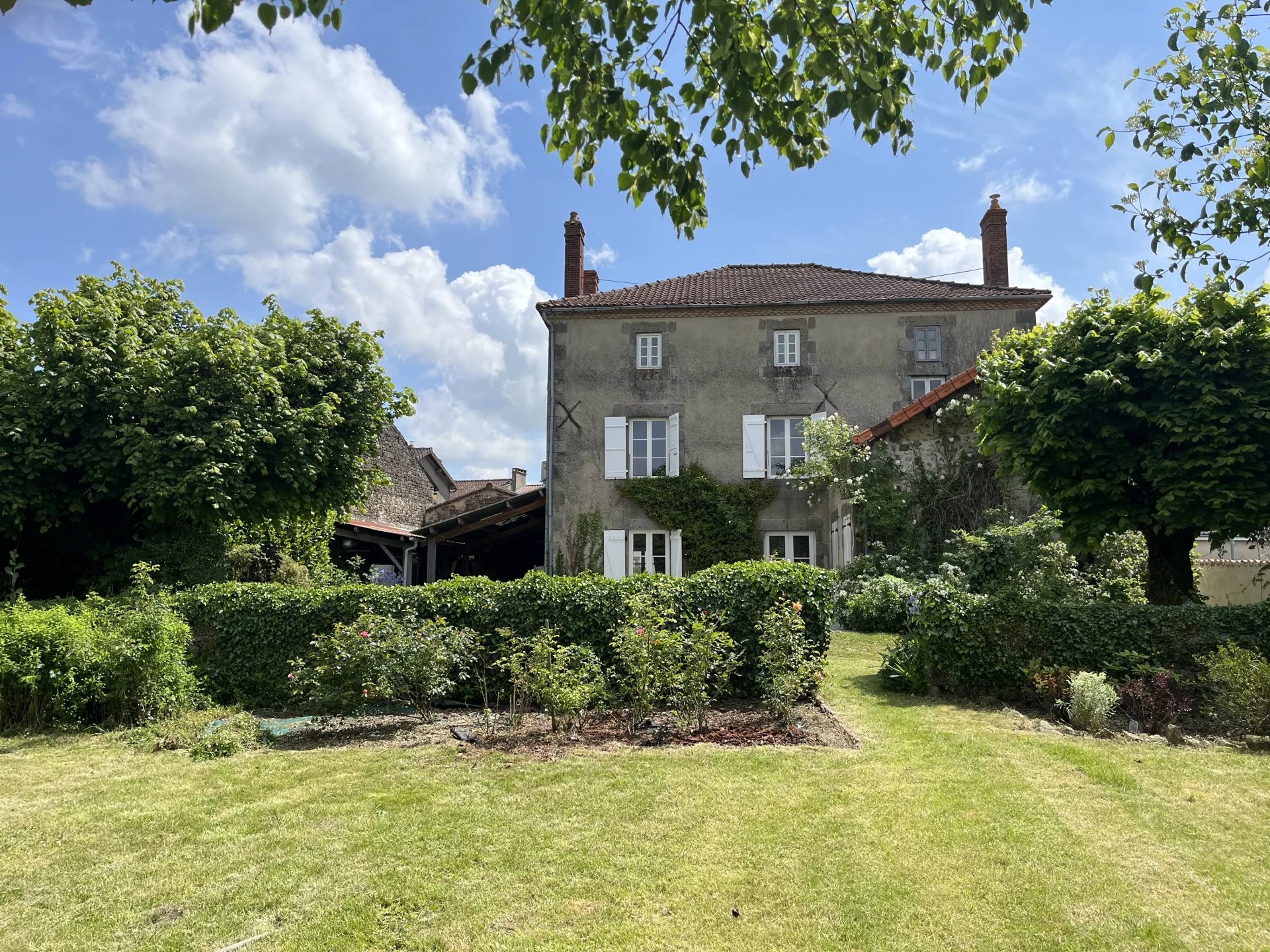 Maison de Maitre on the edge of a village with pool and hot tub, Limousin – France – BVI79813