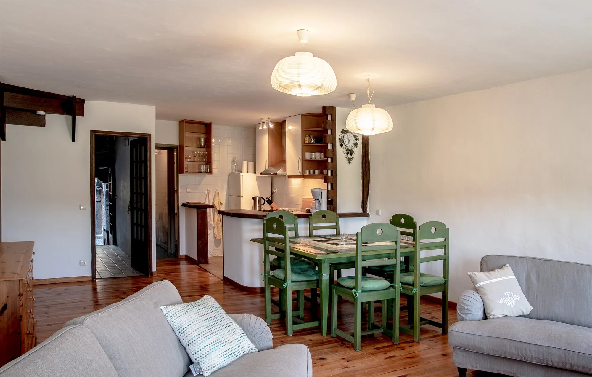 A unique  ‘arty’ and beautiful property in a glorious location, Languedoc-Roussillon – France – BVI81820