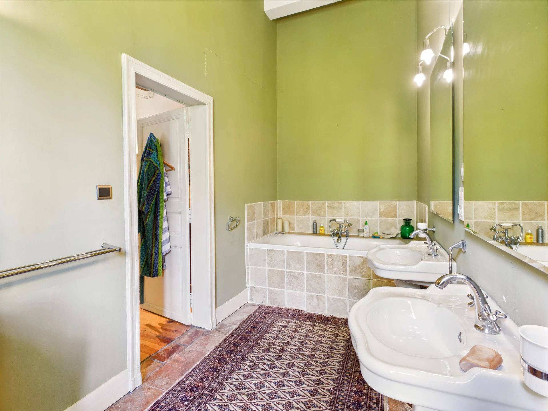 Timeless Elegance in the South of France – Prestigious Château in the Gers, Midi-Pyrénées – France – BVI80574