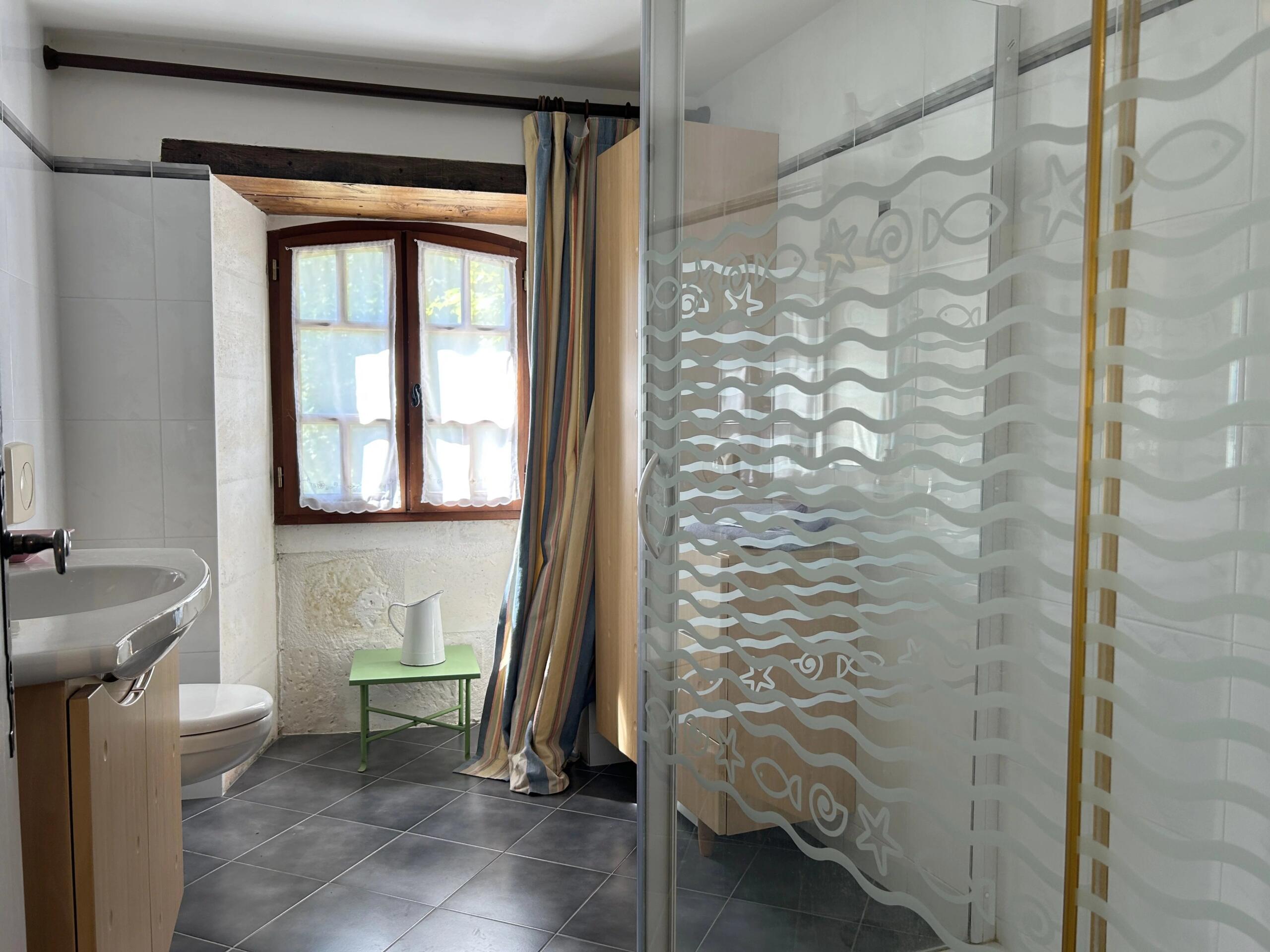 Character stone-built 4 bed property, Aquitaine – France – BVI85349