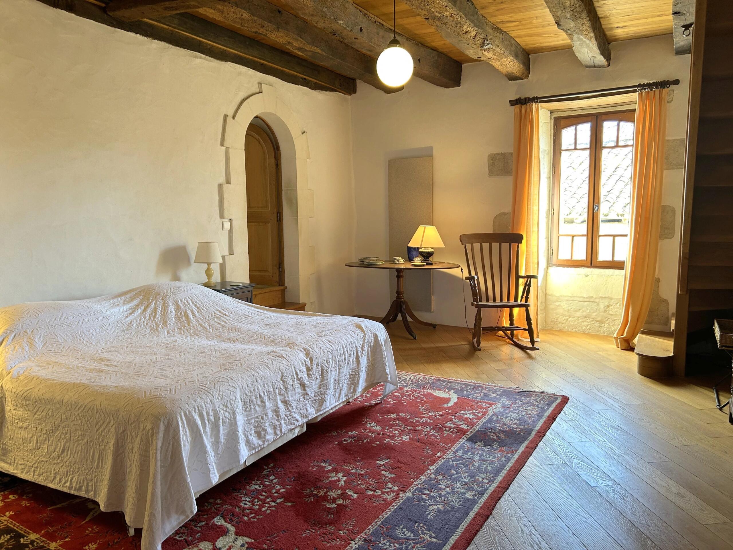 Character stone-built 4 bed property, Aquitaine – France – BVI85349