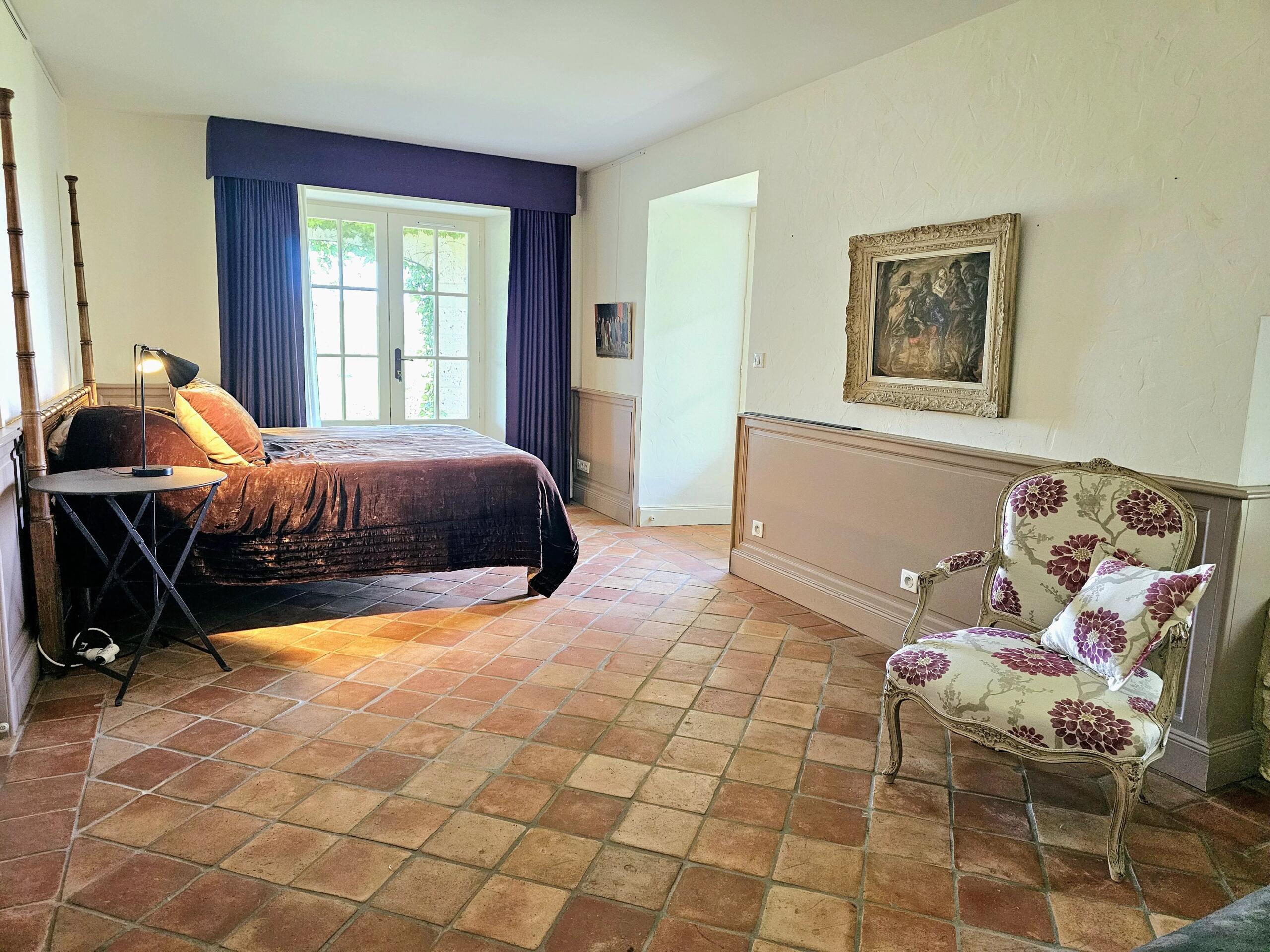 Elegant Barn Conversion with Guest House, 14m Pool and 360° Panoramic Views – Close to Eymet, Aquitaine – France – BVI85208