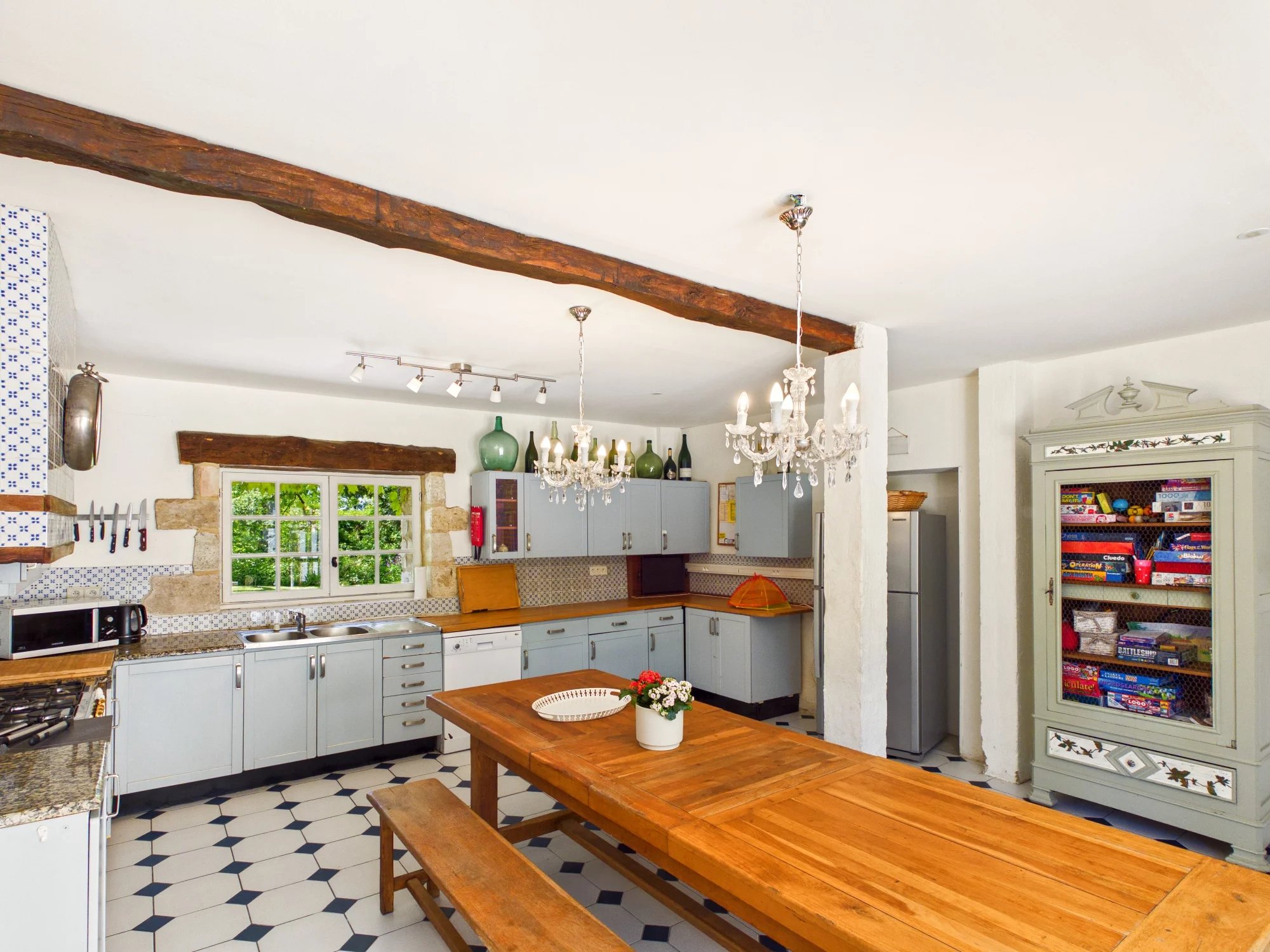 15th Century Chateau less than 30 minutes from Bergerac, Aquitaine – France – BVI84648