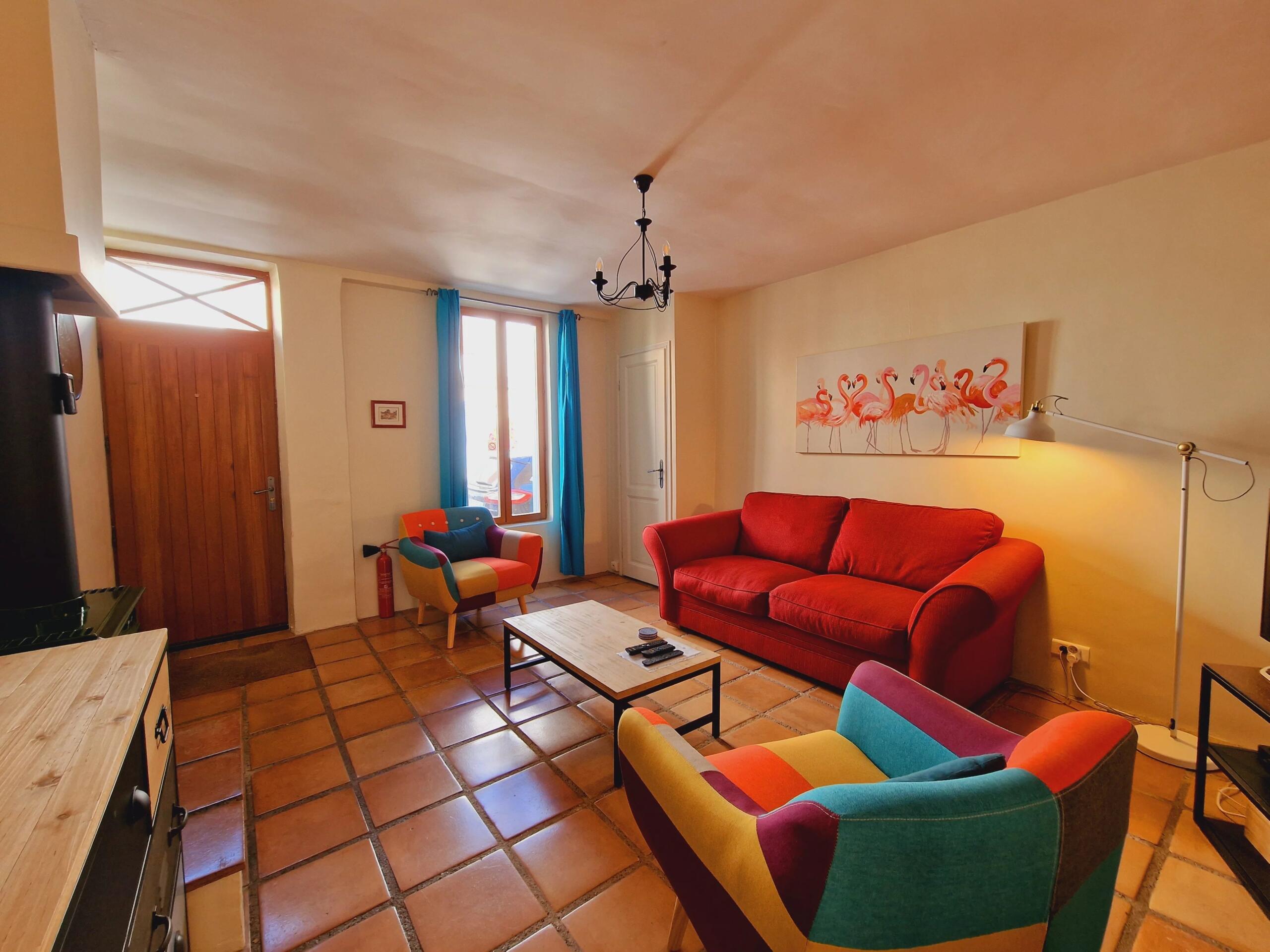 Immaculate fully-renovated charming terraced house with courtyard in Eymet, Aquitaine – France – BVI72484