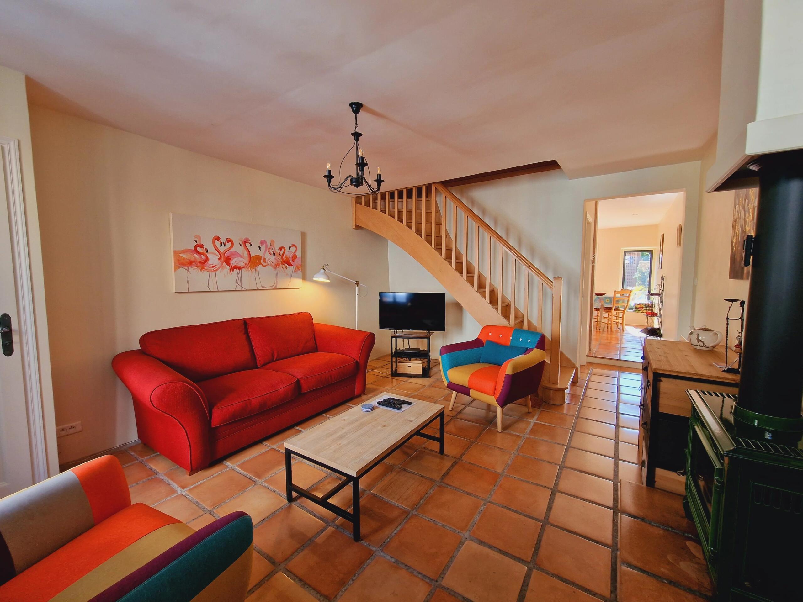 Immaculate fully-renovated charming terraced house with courtyard in Eymet, Aquitaine – France – BVI72484