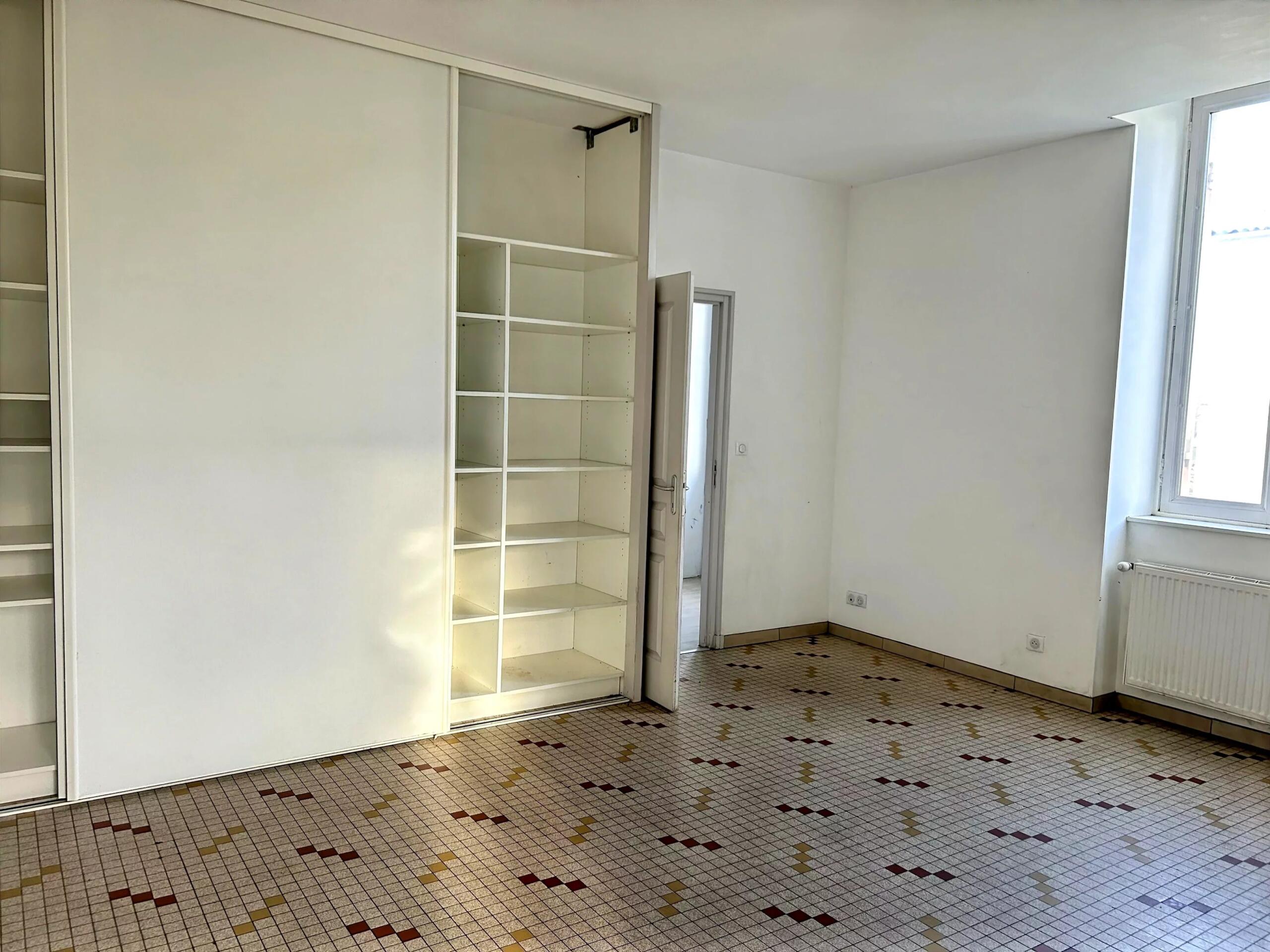 Former Stone School in the Heart of Lot-et-Garonne, Aquitaine – France – BVI84443