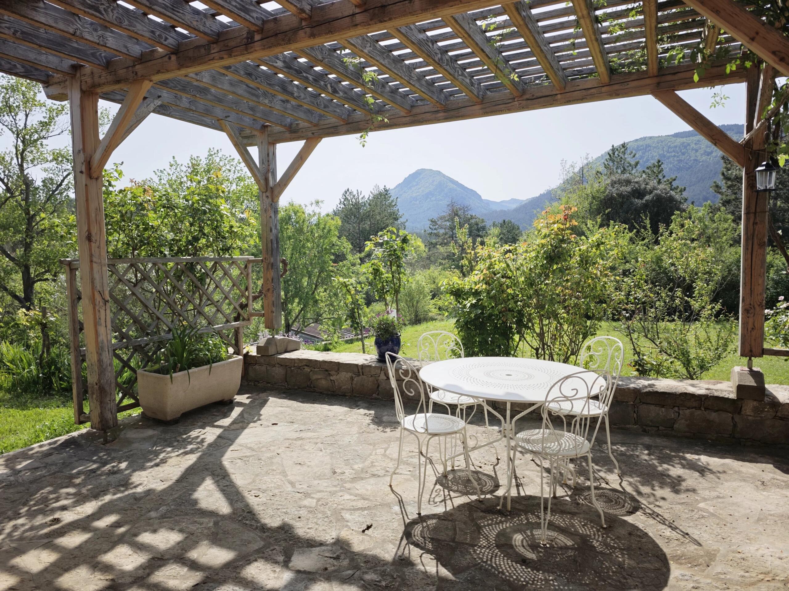 Spacious single story villa with large garden and superb views, Provence-Alpes-Côte d’Azur – France – BVI85007