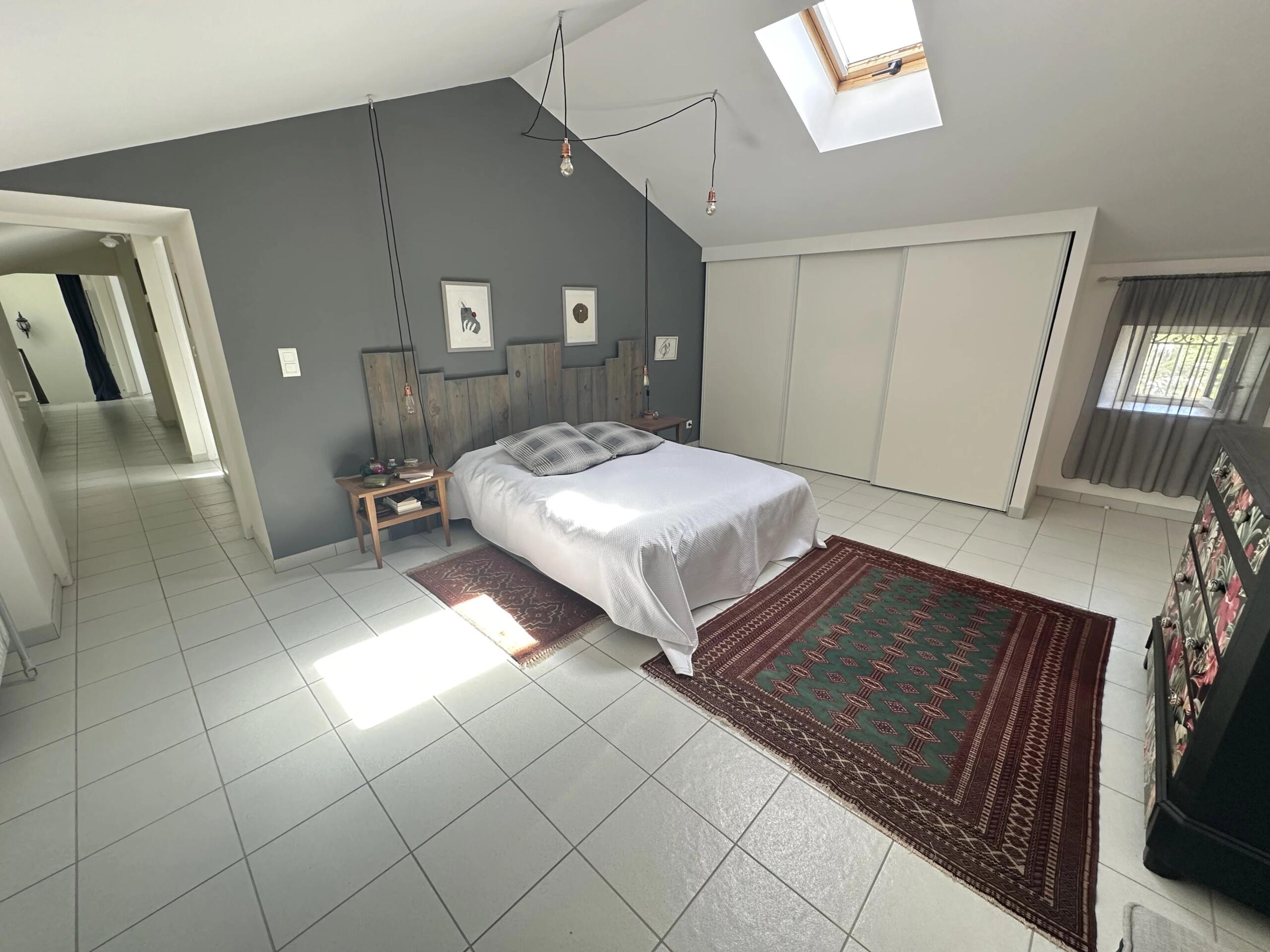 Lovely stone property with guest house, outbuildings and pool near Monségur and Duras, Aquitaine – France – BVI82378