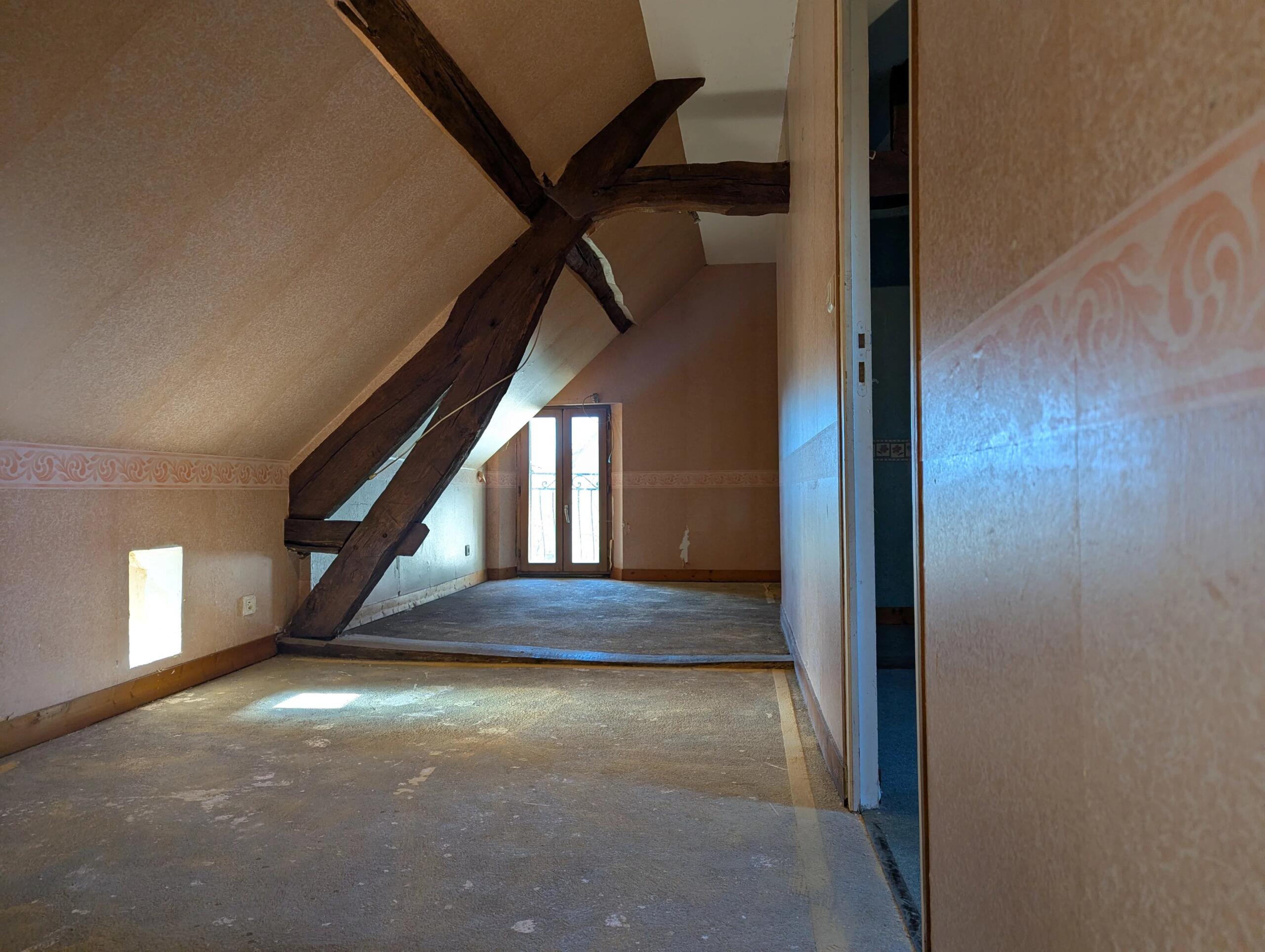 Characterful cottage, located in the heart of the Vienne, Poitou-Charentes – France – BVI84642