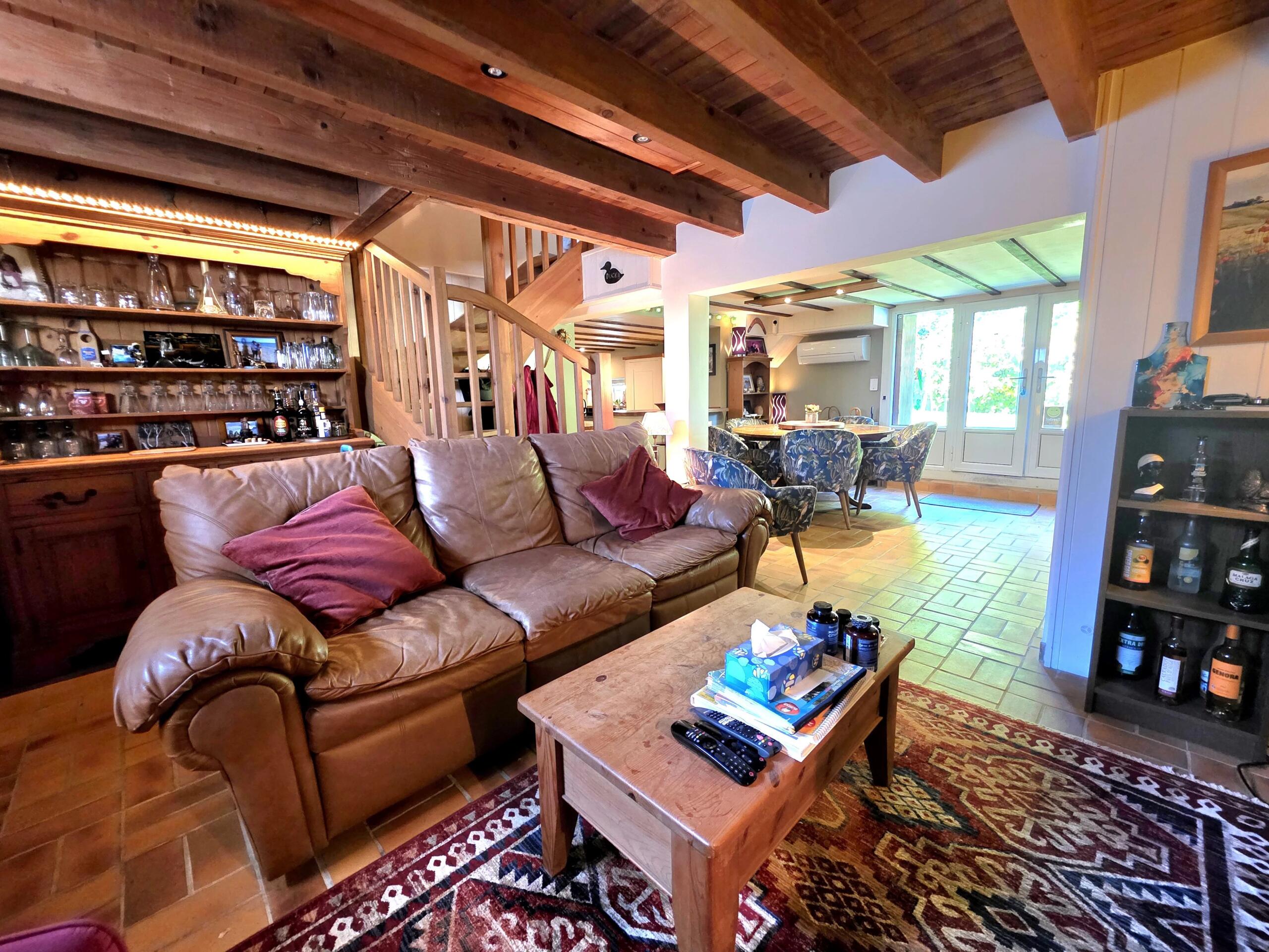 EYMET – Charming Renovated Bastide Home with Garden and Parking, Aquitaine – France – BVI84259