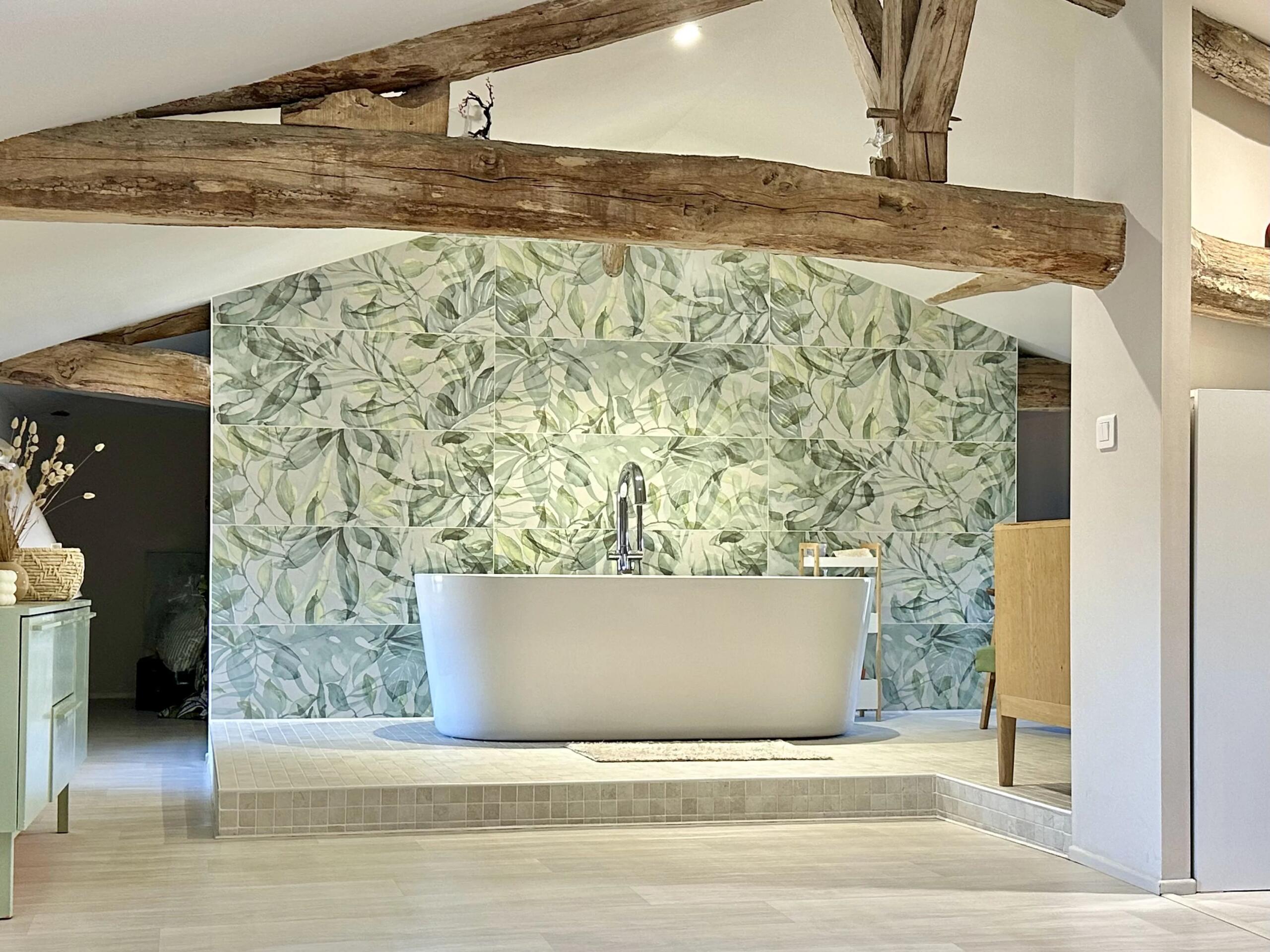 Beautifully renovated Charentaise house located in Saint-Saturnin, close to Angoulême, Poitou-Charentes – France – BVI85345