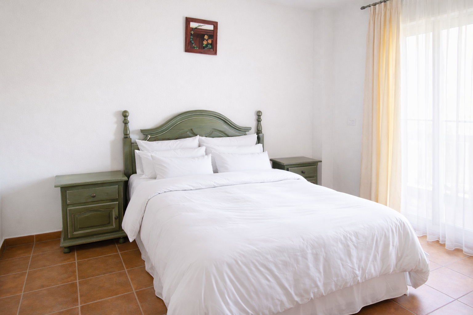 6 bedroom Semi Detached House in San Pedro De Alcantara, Malaga, Spain – 428-05167P