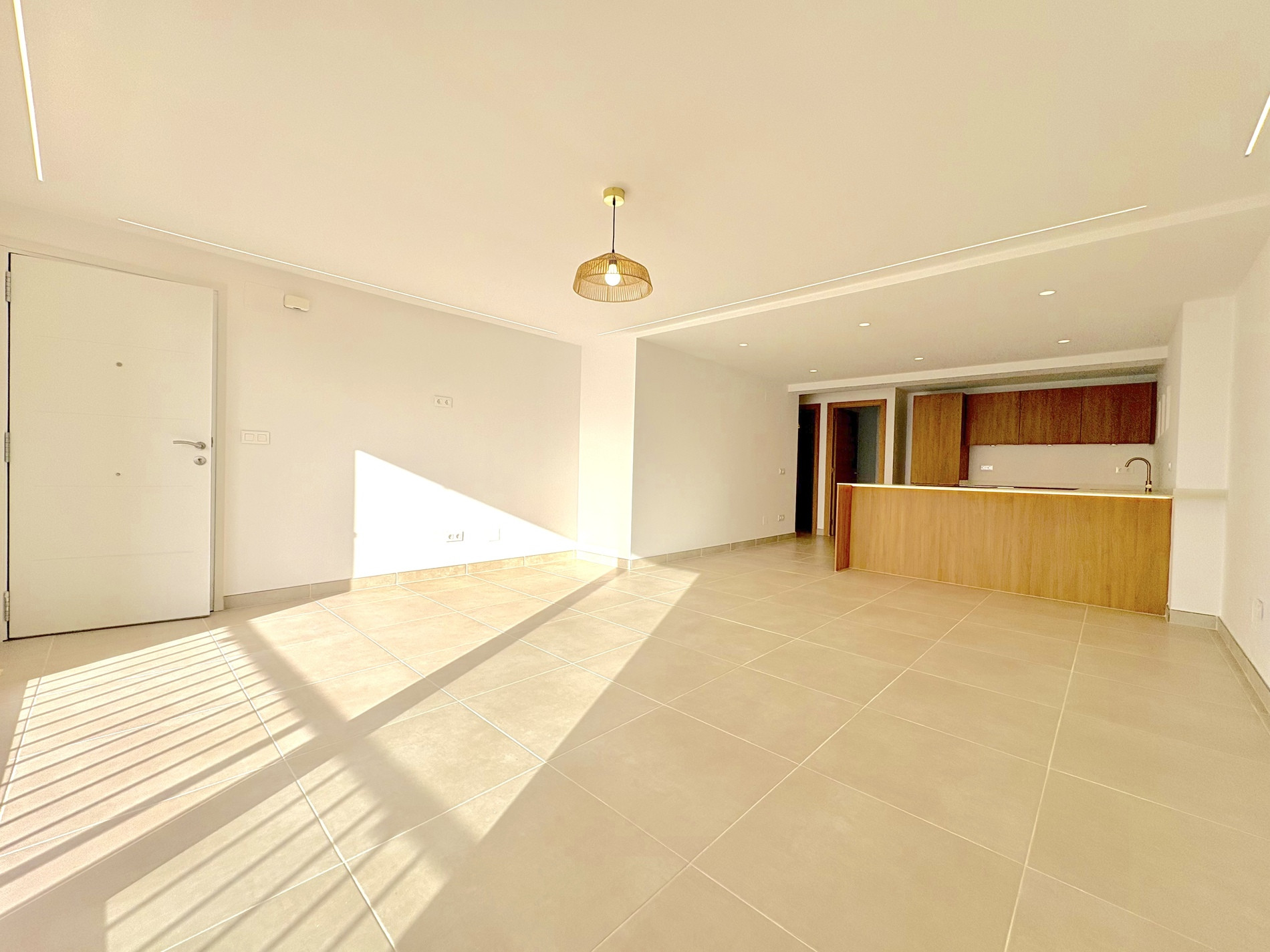2 bedroom Apartment in Fuengirola, Malaga, Spain – 428-05393P