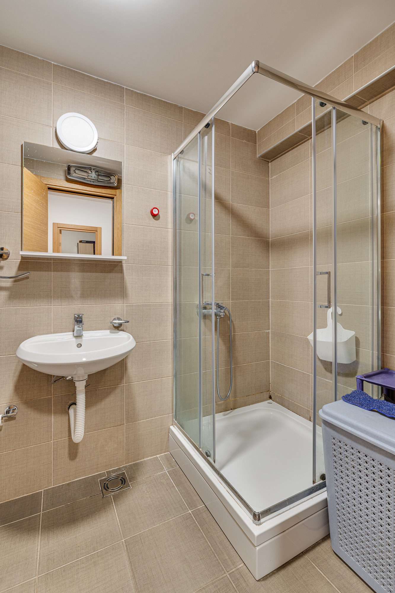 47 m² | 2-Room Apartment with 1 Bedroom and Balcony for Sale