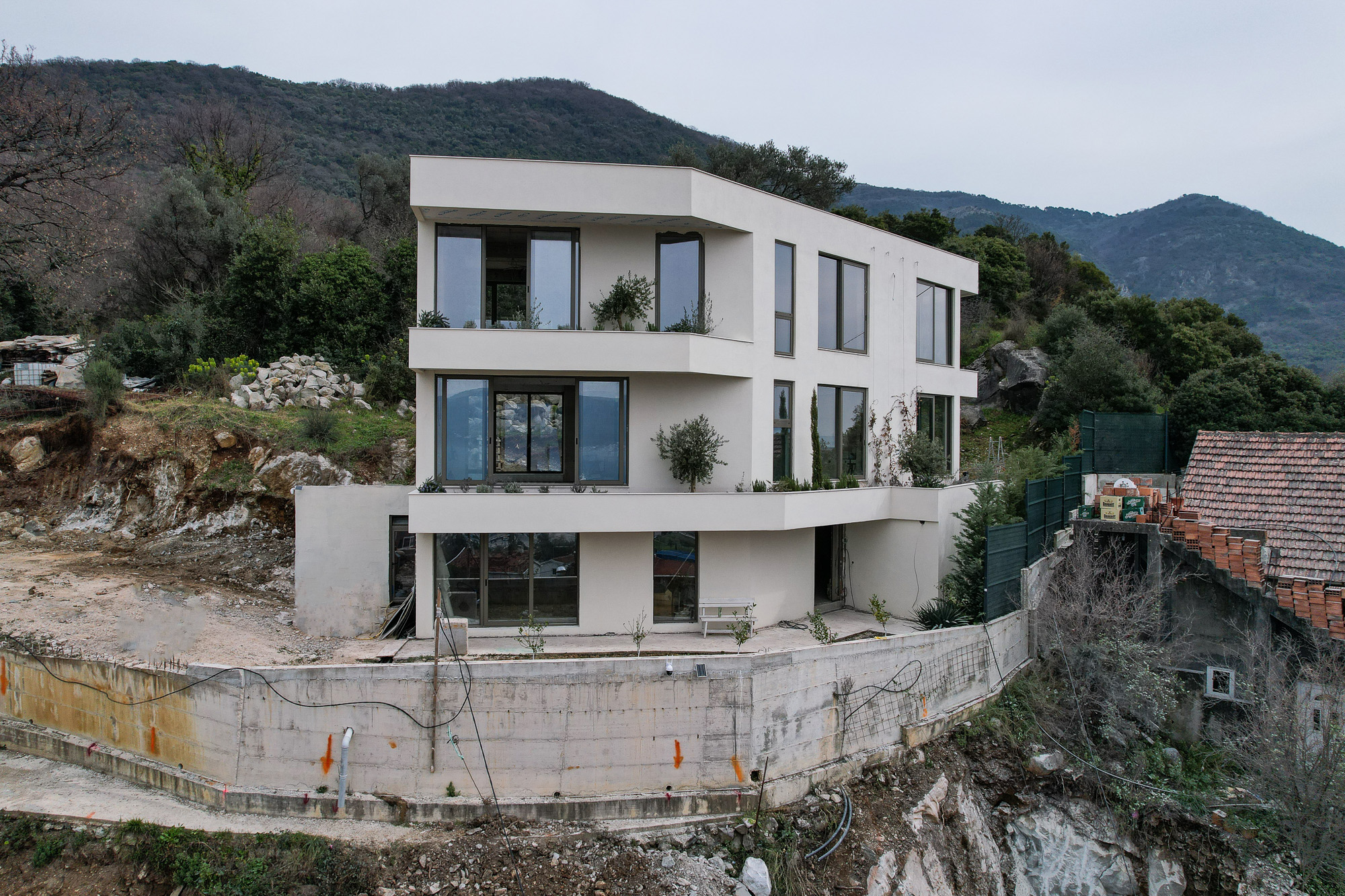 Luxury villa with panoramic views over Porto Montenegro