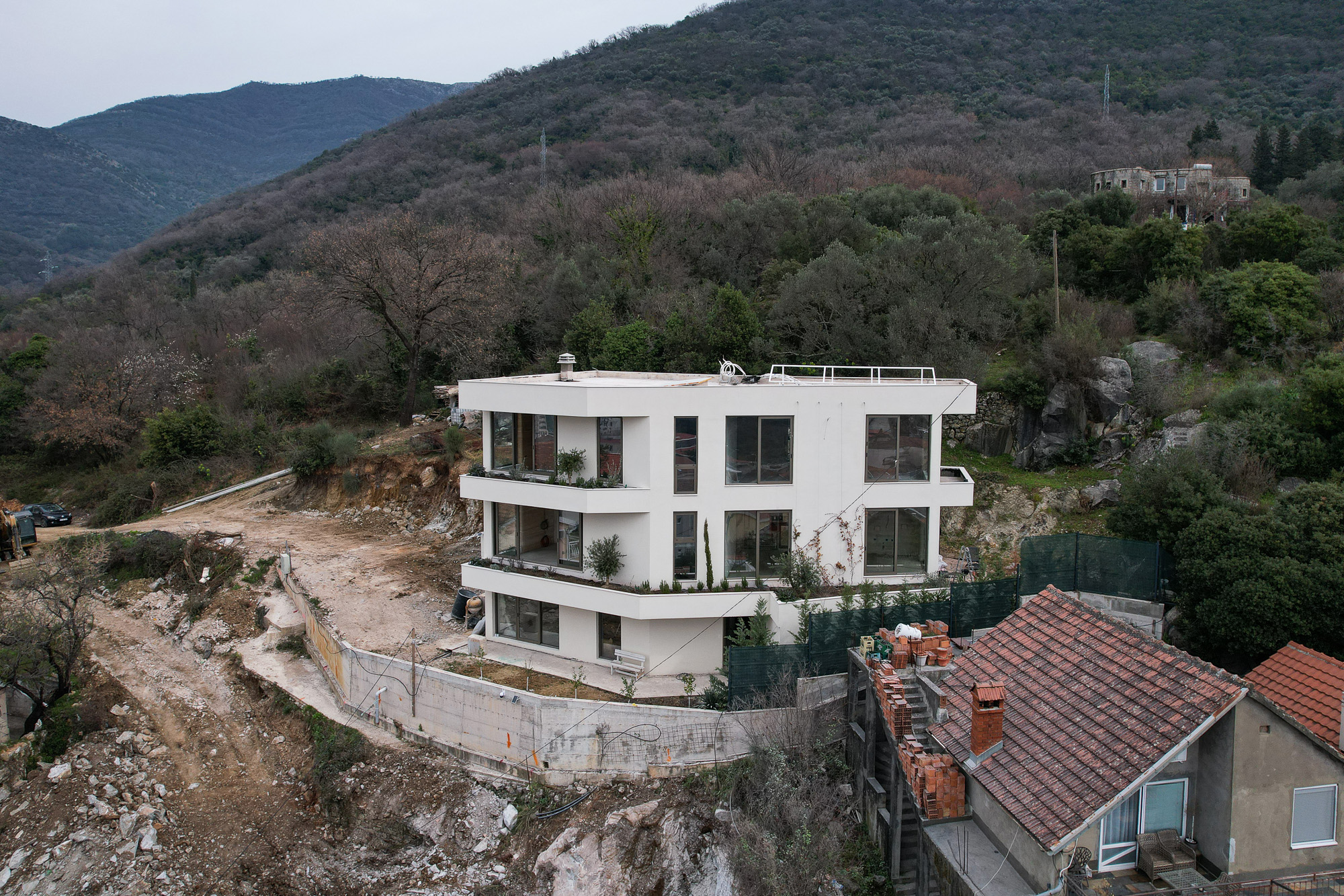 Luxury villa with panoramic views over Porto Montenegro