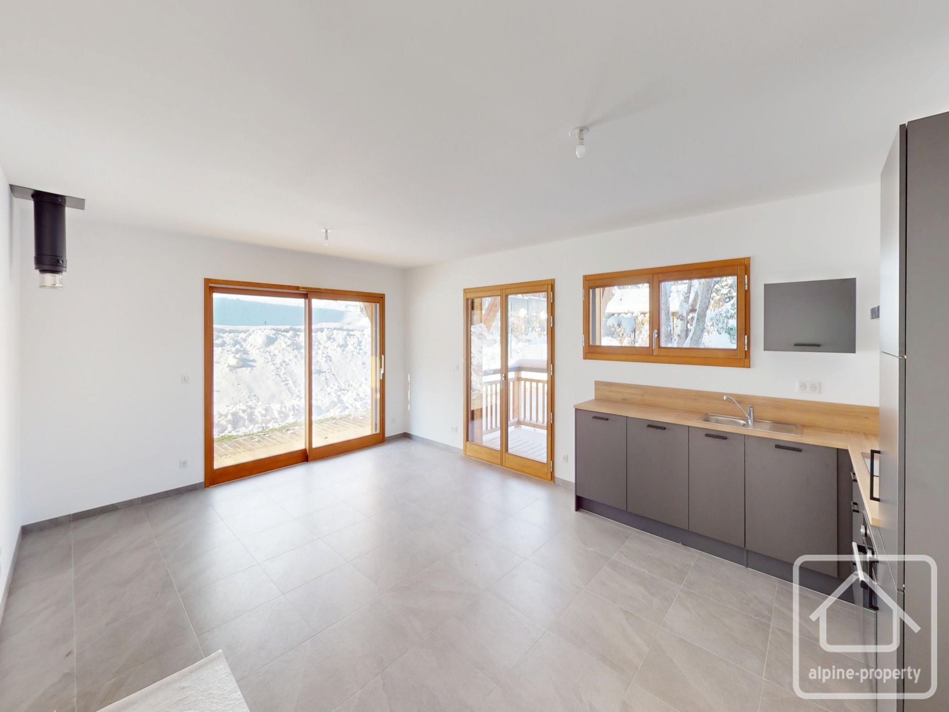 Elegant 3-4 Bedroom Apartment In Essert Romand With Garden, Parking And Storage Cellar – APPTLECLOSDESCIMES