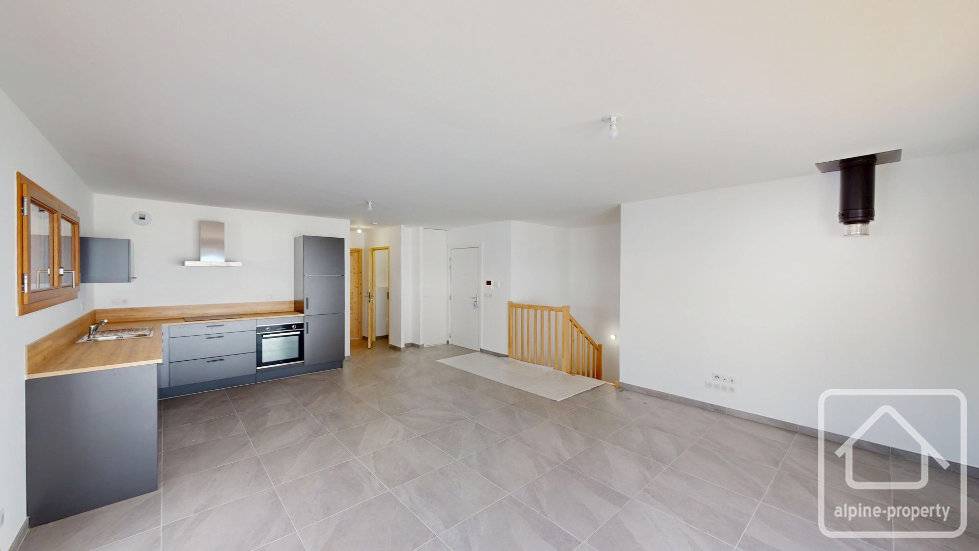 Elegant 3-4 Bedroom Apartment In Essert Romand With Garden, Parking And Storage Cellar – APPTLECLOSDESCIMES