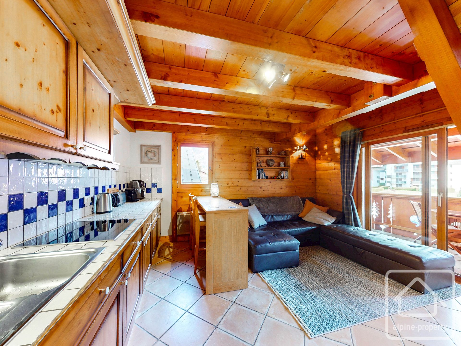 3 Bedroom Duplex Centrally Located In Samoens With Underground Garage And Cave, 20m From The Ski Bus And Local Mini Market – EPICEA