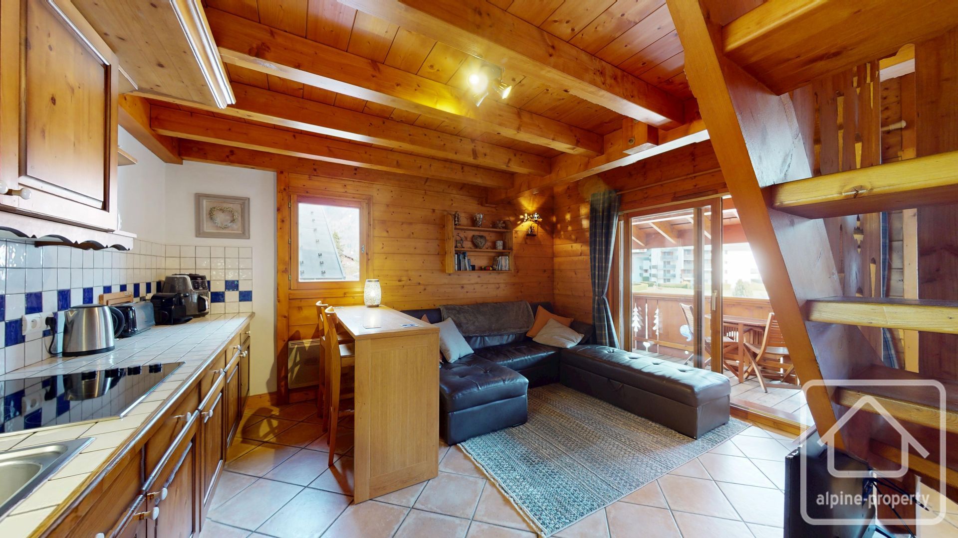 3 Bedroom Duplex Centrally Located In Samoens With Underground Garage And Cave, 20m From The Ski Bus And Local Mini Market – EPICEA