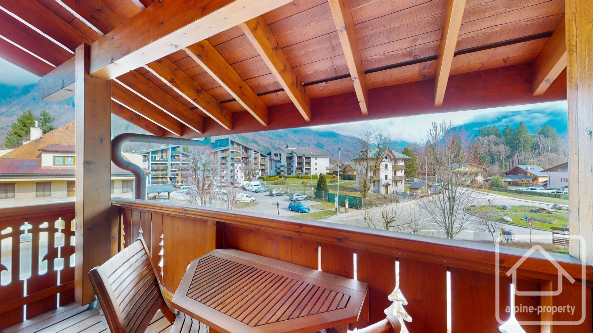 3 Bedroom Duplex Centrally Located In Samoens With Underground Garage And Cave, 20m From The Ski Bus And Local Mini Market – EPICEA