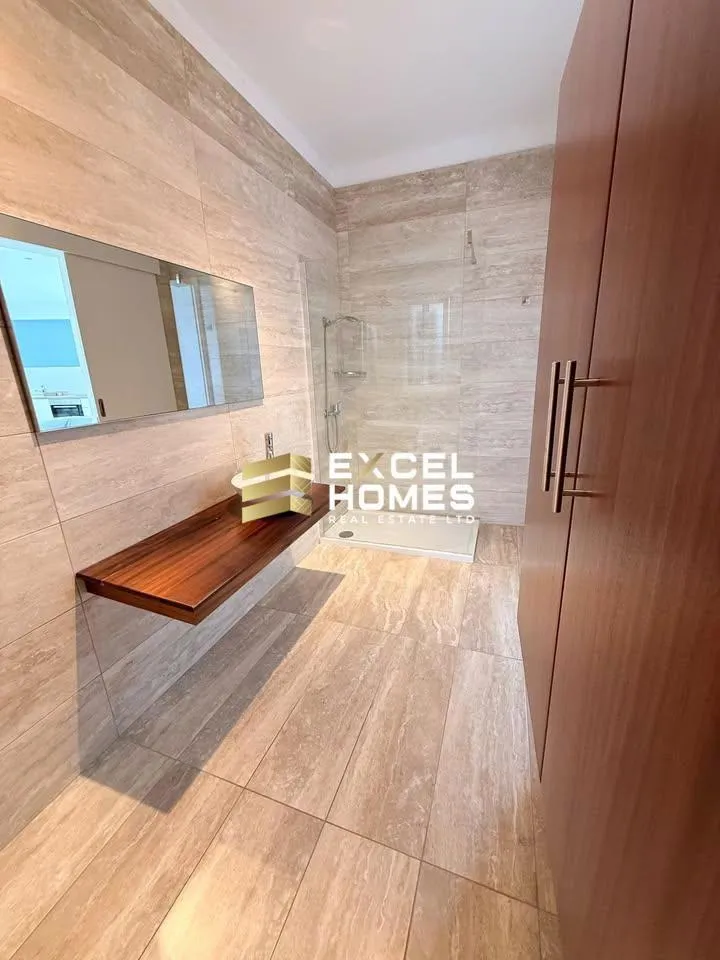 2 bedroom Penthouse in Zurrieq, Malta – 67970