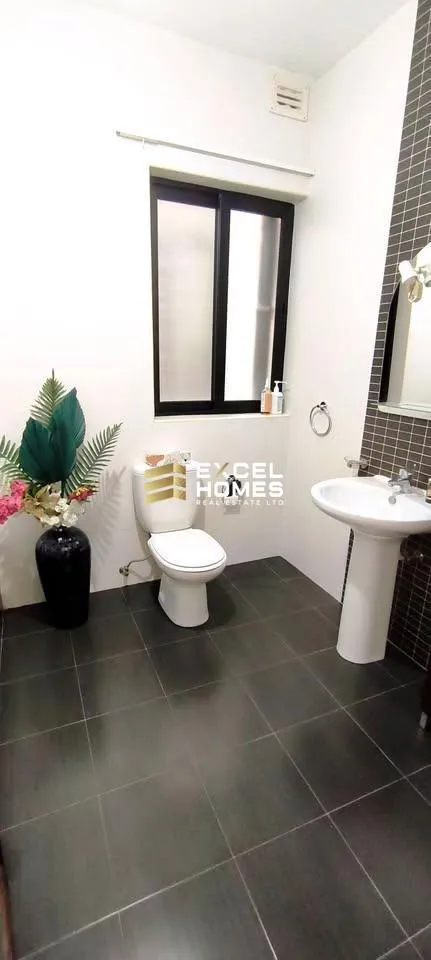 3 bedroom Apartment in Mqabba, Malta – 67942
