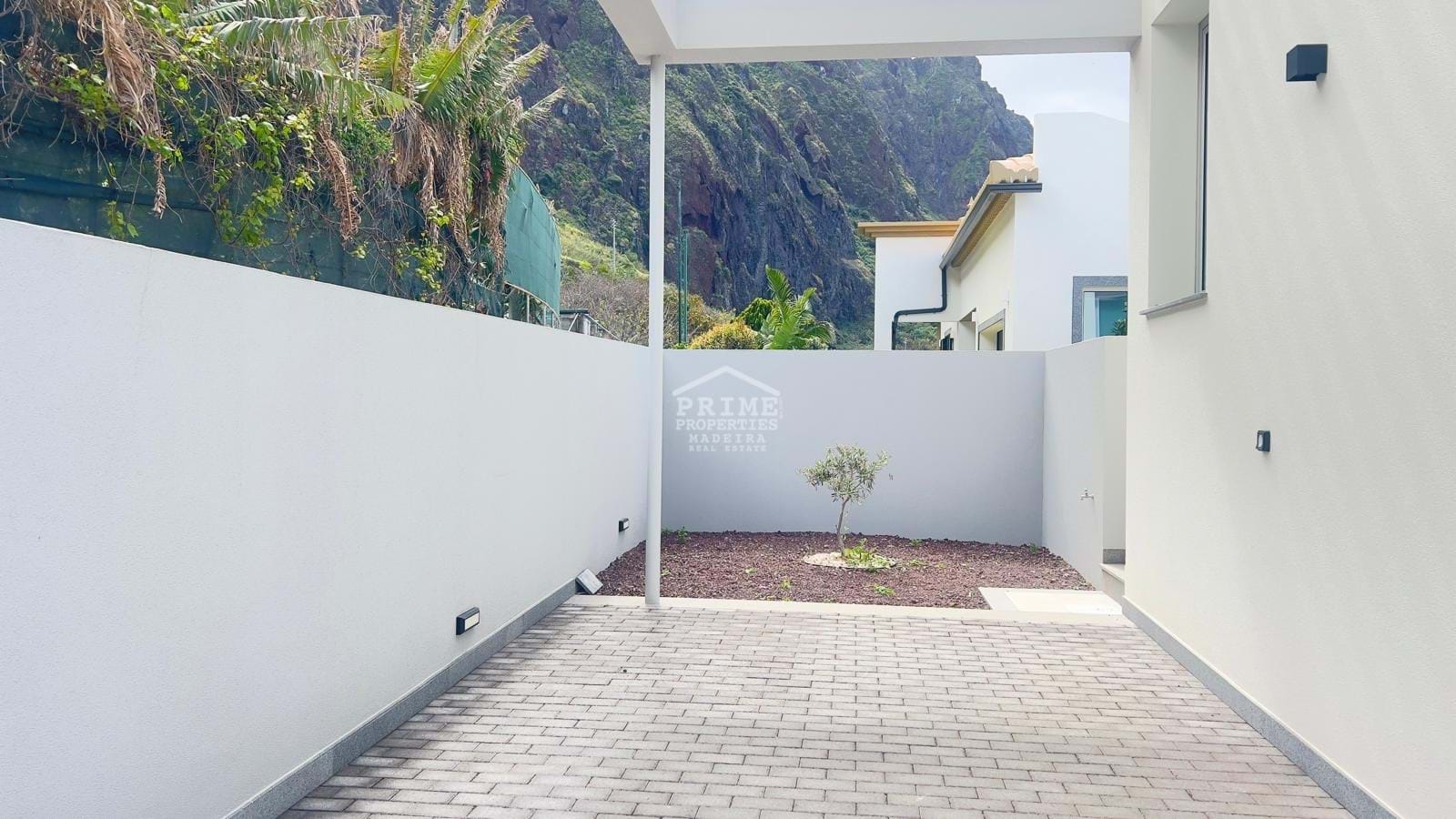 3 bedroom Villa in Paul Do Mar, Ilha Da Madeira, Portugal – #1473