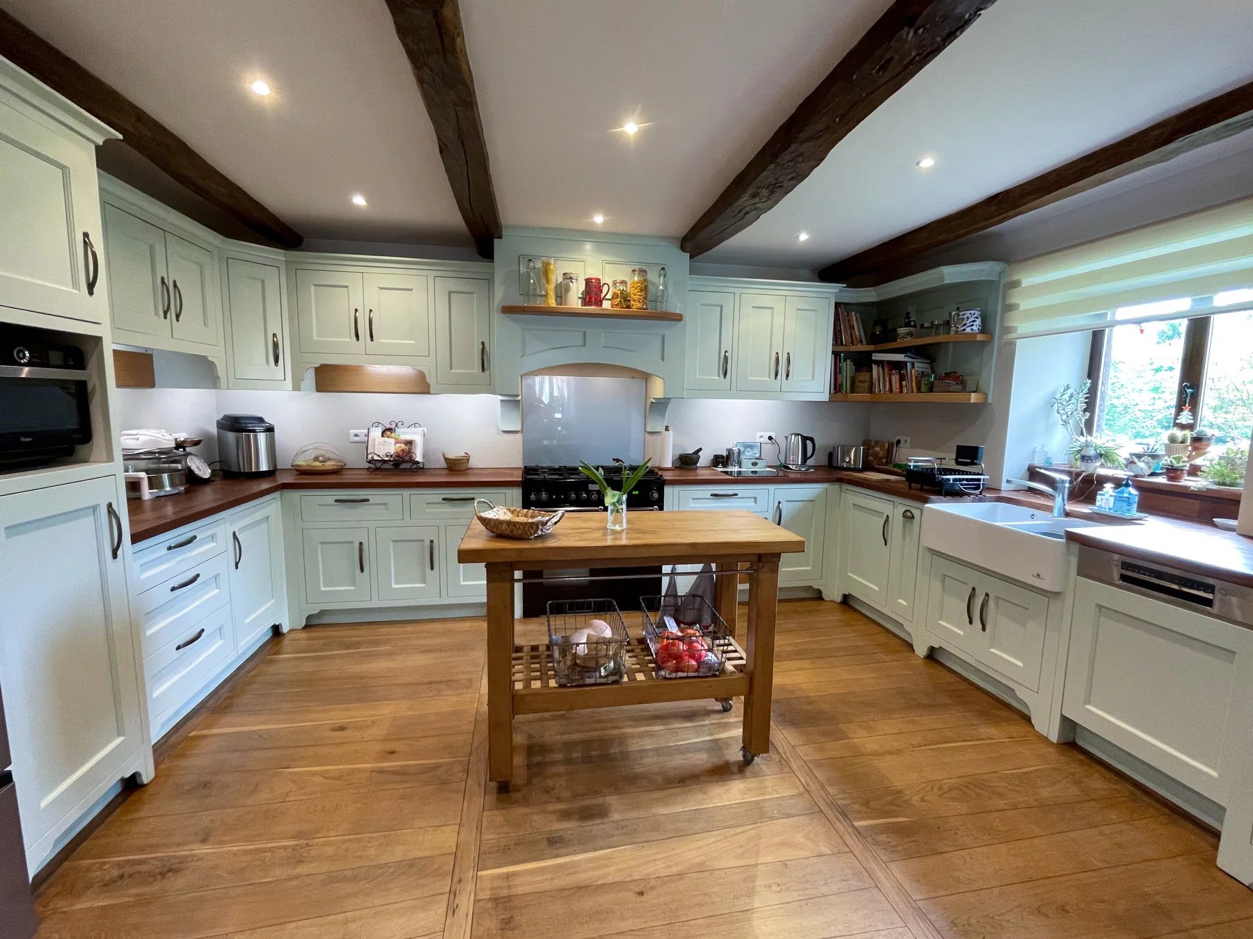 Character-filled, renovated stone house with two large barns and a good sized enclosed garden, Limousin – France – BVI85365