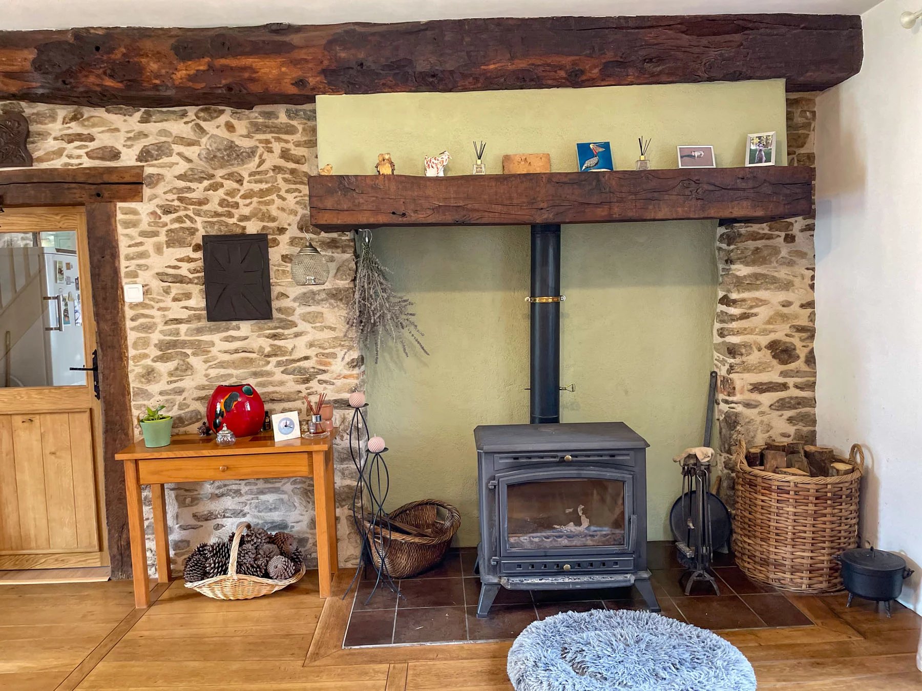 Character-filled, renovated stone house with two large barns and a good sized enclosed garden, Limousin – France – BVI85365