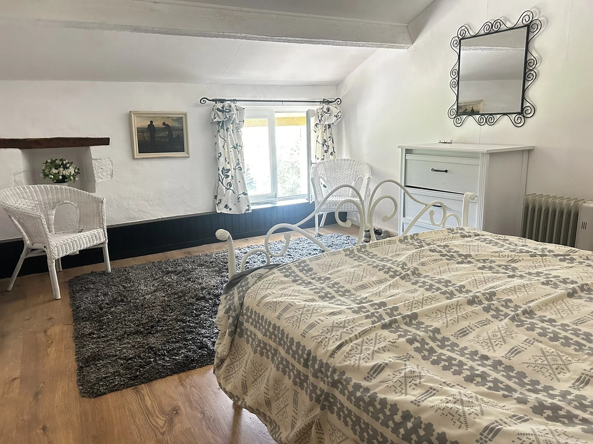 Spacious 4 bed 4 bath Charentaise with Pool Close to Village, Poitou-Charentes – France – BVI85369