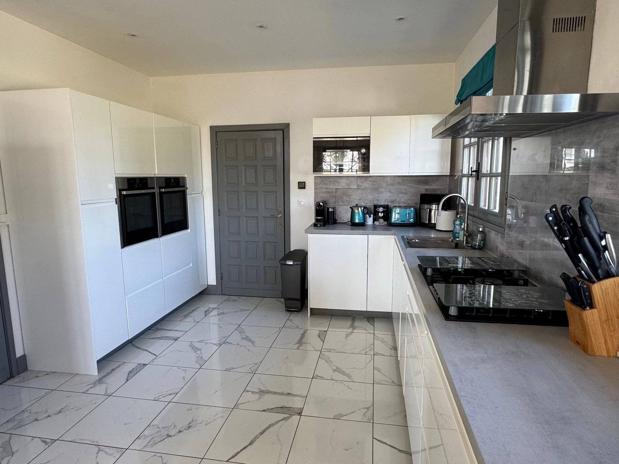 Renovated 5 bed/5 bath home with wonderful views, Aquitaine – France – BVI82932