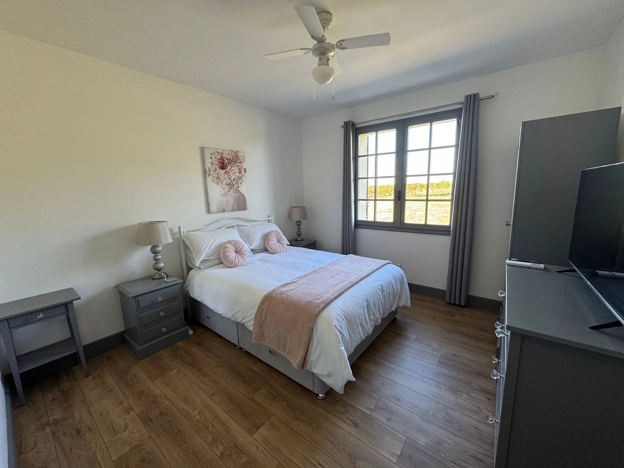Renovated 5 bed/5 bath home with wonderful views, Aquitaine – France – BVI82932