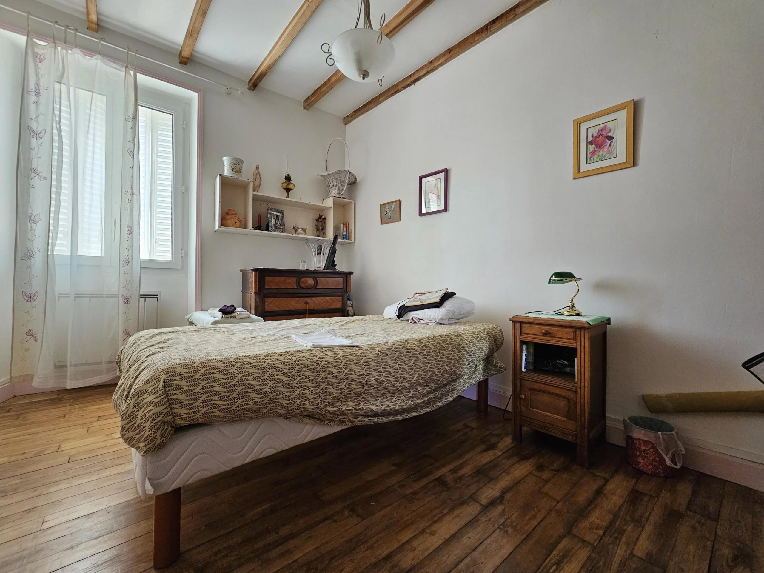Charming 3-Bedroom Home with Guest Annexe, Cottage to Renovate & Exceptional Features, Poitou-Charentes – France – BVI85201