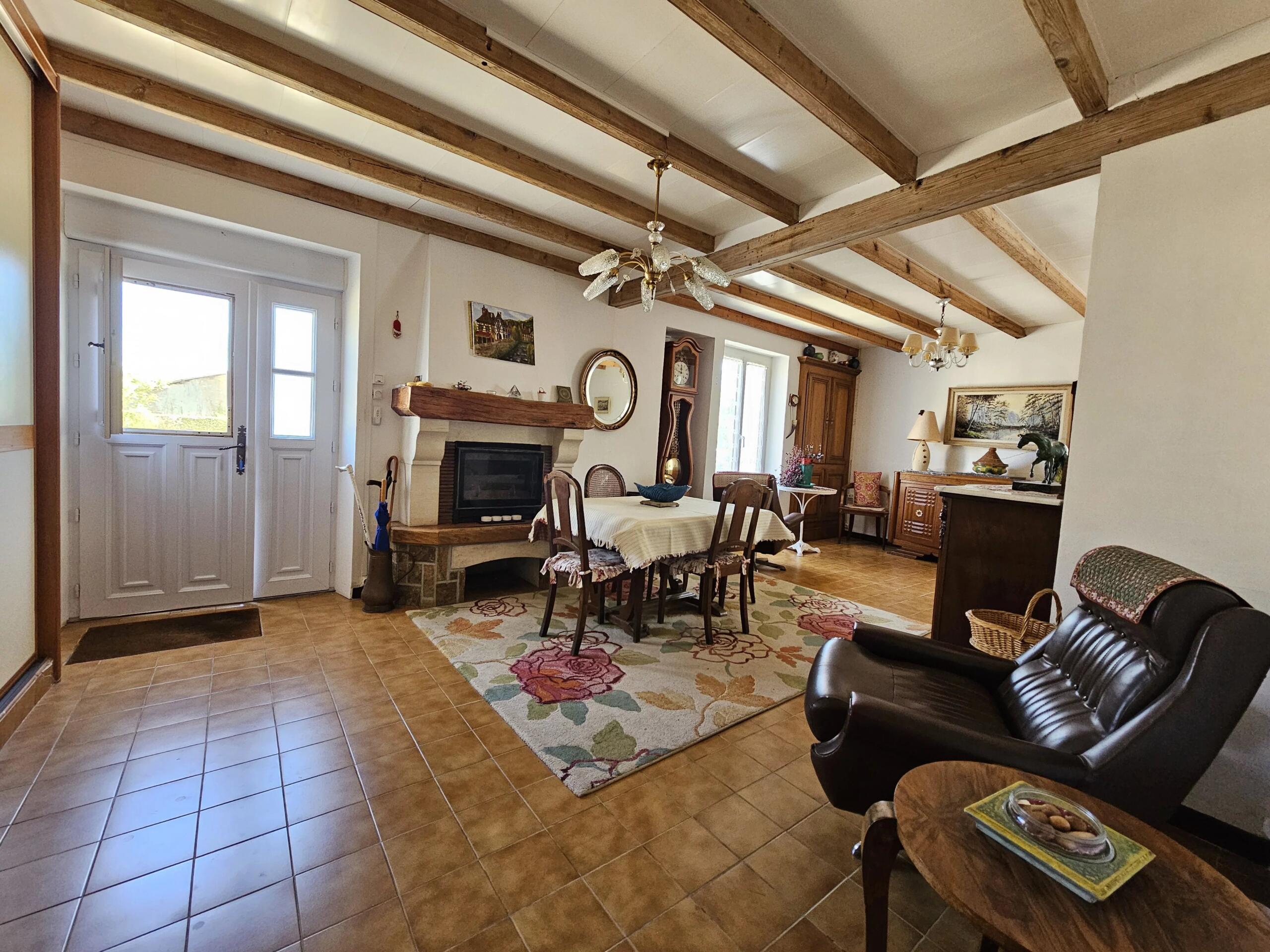 Charming 3-Bedroom Home with Guest Annexe, Cottage to Renovate & Exceptional Features, Poitou-Charentes – France – BVI85201
