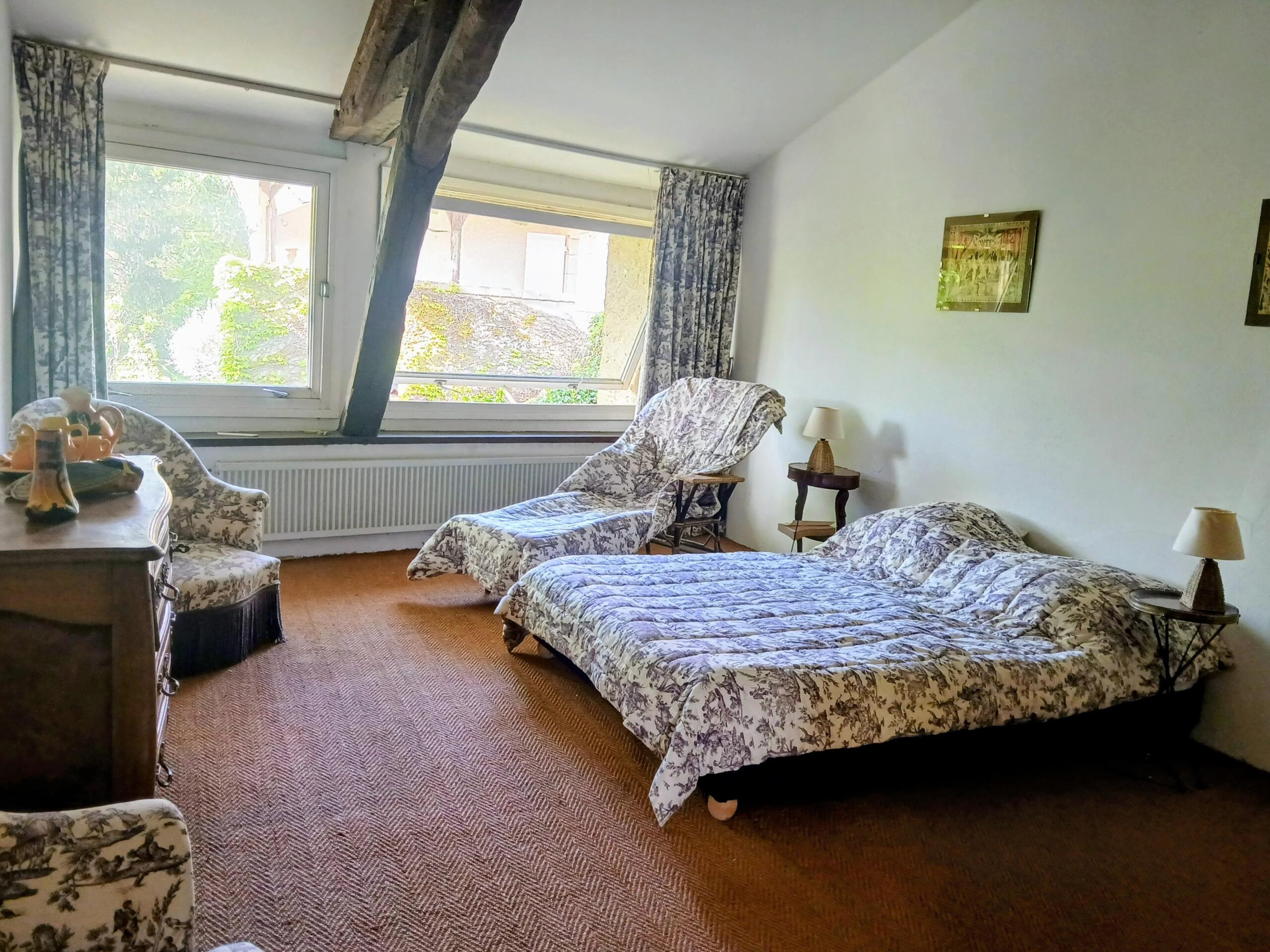 Beautiful property, with guest accommodation and forest views, to renovate, Aquitaine – France – BVI85218